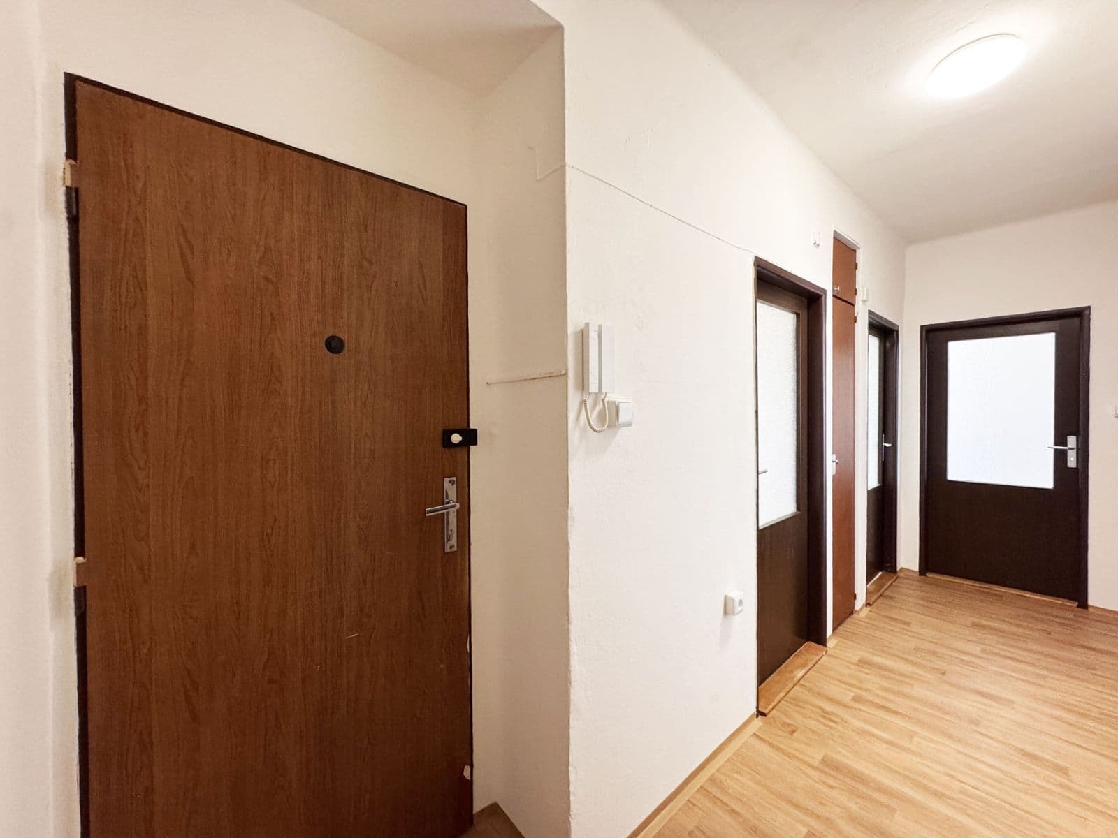 3 bedroom with open-plan kitchen flat to rent, 92 m², Anýžova, Hořovice, Středočeský Region 3 bedroom with open-plan kitchen flat to rent, 92 m², Anýžova, Hořovice, Středočeský Region