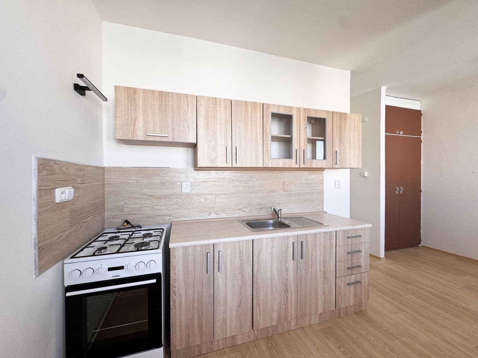 3 bedroom with open-plan kitchen flat to rent, 92 m², Anýžova, Hořovice, Středočeský Region 3 bedroom with open-plan kitchen flat to rent, 92 m², Anýžova, Hořovice, Středočeský Region