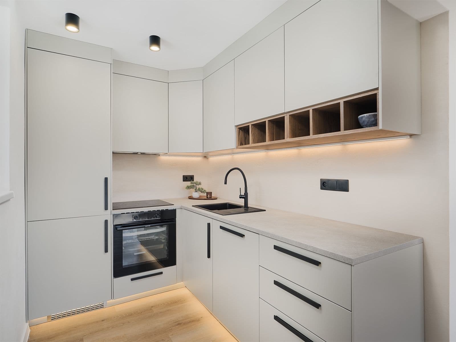 3 bedroom with open-plan kitchen flat for sale, 71 m², Hekrova, Prague, Prague 3 bedroom with open-plan kitchen flat for sale, 71 m², Hekrova, Prague, Prague