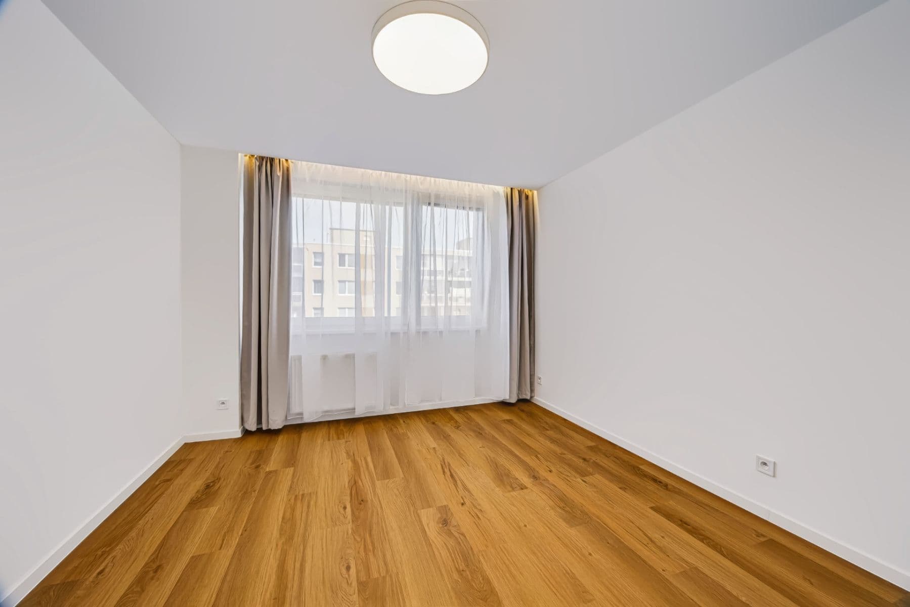 3 bedroom with open-plan kitchen flat for sale, 71 m², Hekrova, Prague, Prague 3 bedroom with open-plan kitchen flat for sale, 71 m², Hekrova, Prague, Prague