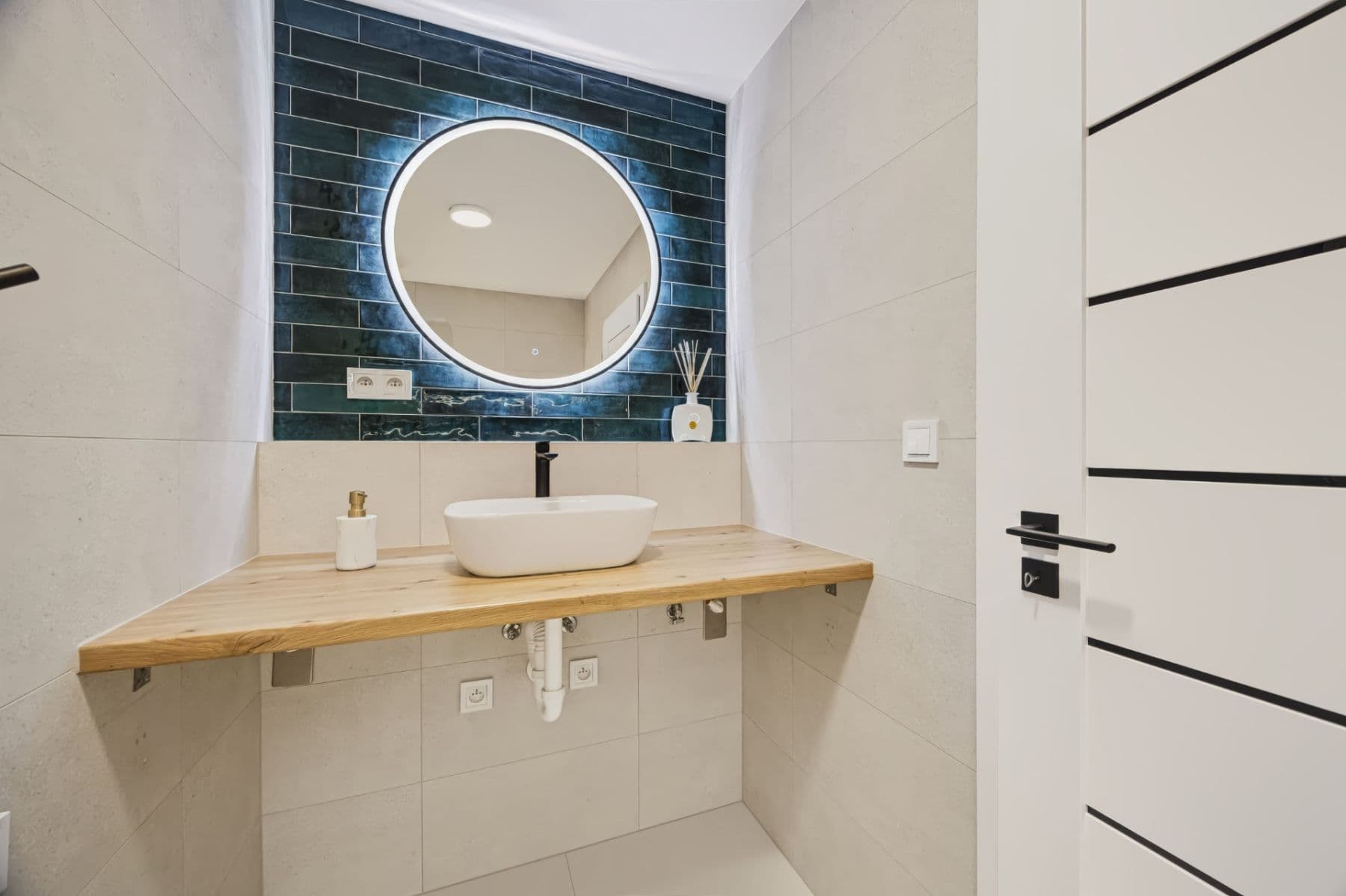 3 bedroom with open-plan kitchen flat for sale, 71 m², Hekrova, Prague, Prague 3 bedroom with open-plan kitchen flat for sale, 71 m², Hekrova, Prague, Prague