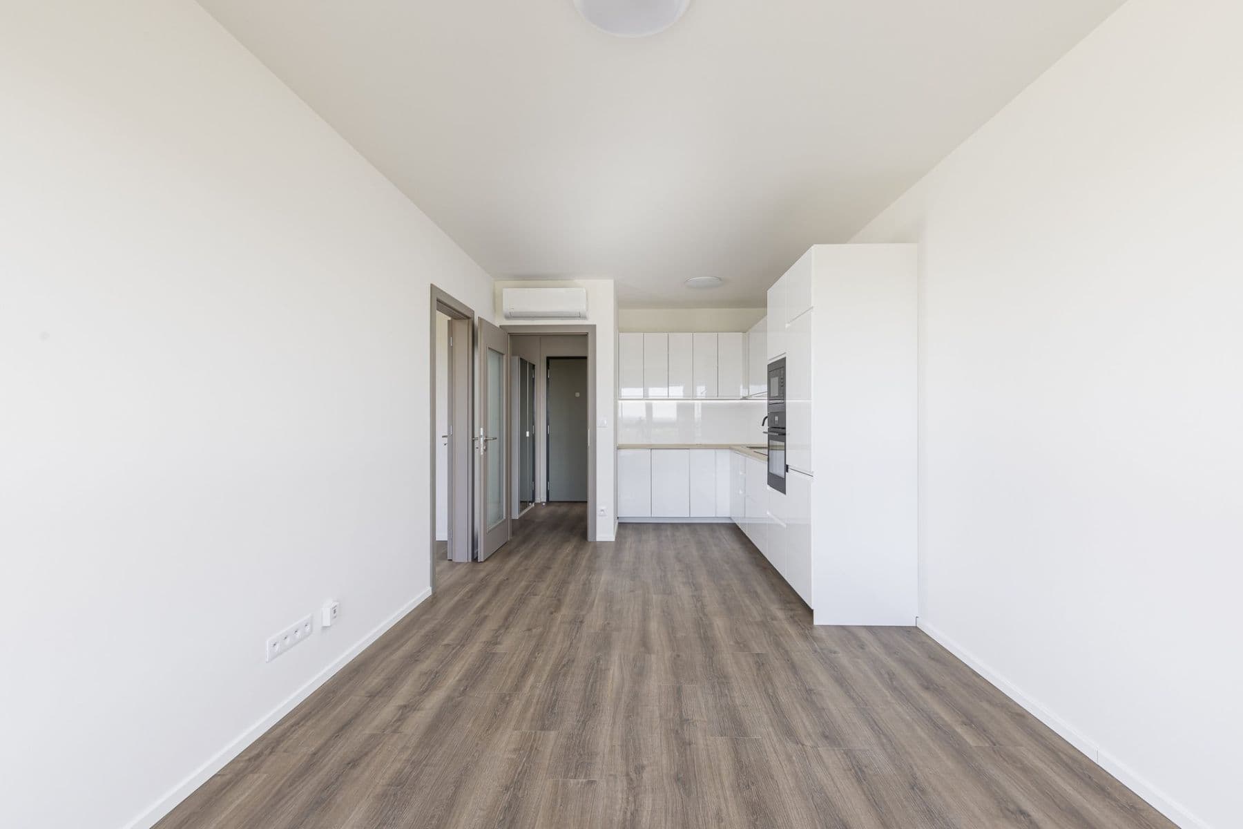 1 bedroom with open-plan kitchen flat to rent, 50 m², Arnošta Valenty, Prague, Prague 1 bedroom with open-plan kitchen flat to rent, 50 m², Arnošta Valenty, Prague, Prague
