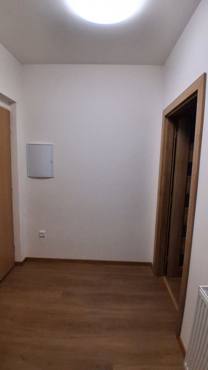 1 bedroom with open-plan kitchen flat to rent, 40 m², Komenského, Zdice, Středočeský Region 1 bedroom with open-plan kitchen flat to rent, 40 m², Komenského, Zdice, Středočeský Region