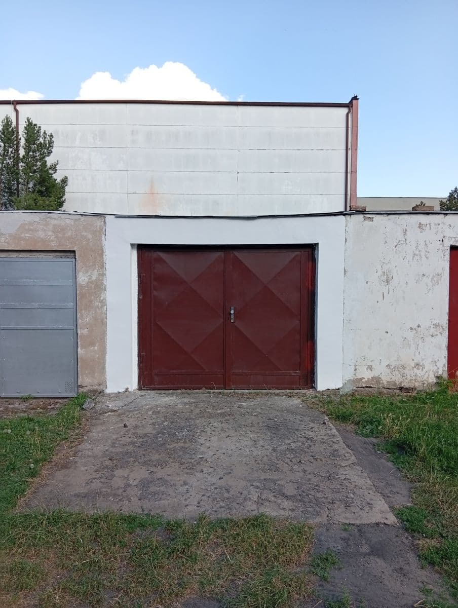 garage for sale, 18 m², Kolín, Středočeský Region garage for sale, 18 m², Kolín, Středočeský Region