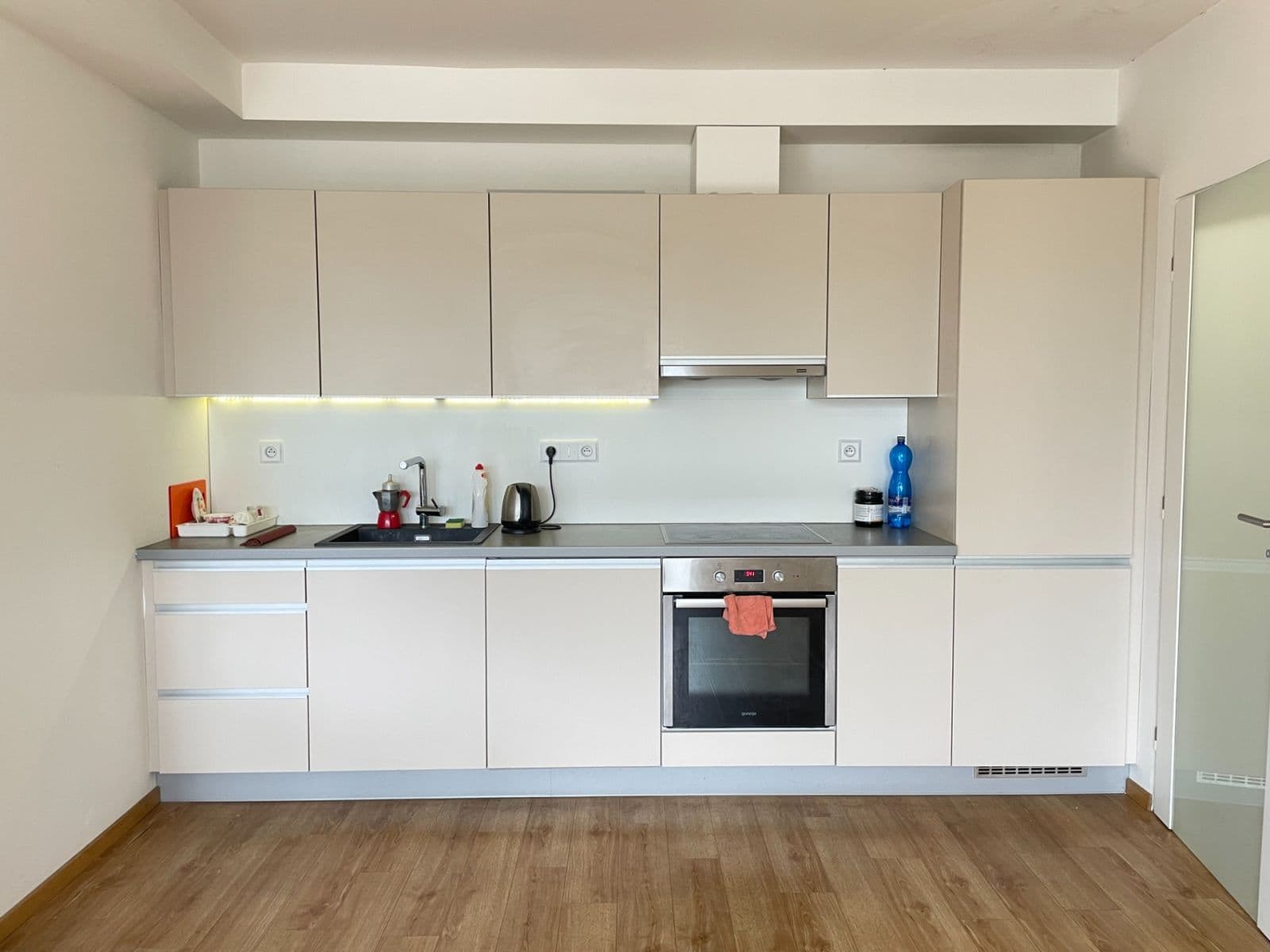 Studio flat to rent, 48 m², Terronská, Prague, Prague Studio flat to rent, 48 m², Terronská, Prague, Prague