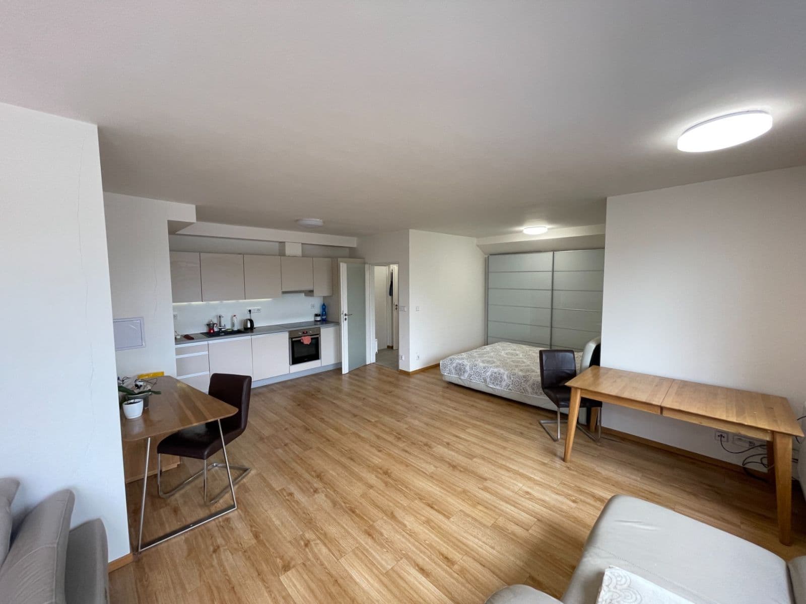 Studio flat to rent, 48 m², Terronská, Prague, Prague Studio flat to rent, 48 m², Terronská, Prague, Prague