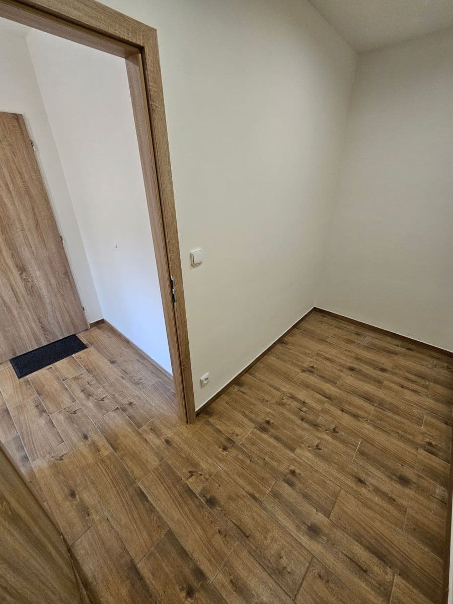 2 bedroom with open-plan kitchen flat to rent, 73 m², Pod Borným, Doksy, Liberecký Region 2 bedroom with open-plan kitchen flat to rent, 73 m², Pod Borným, Doksy, Liberecký Region