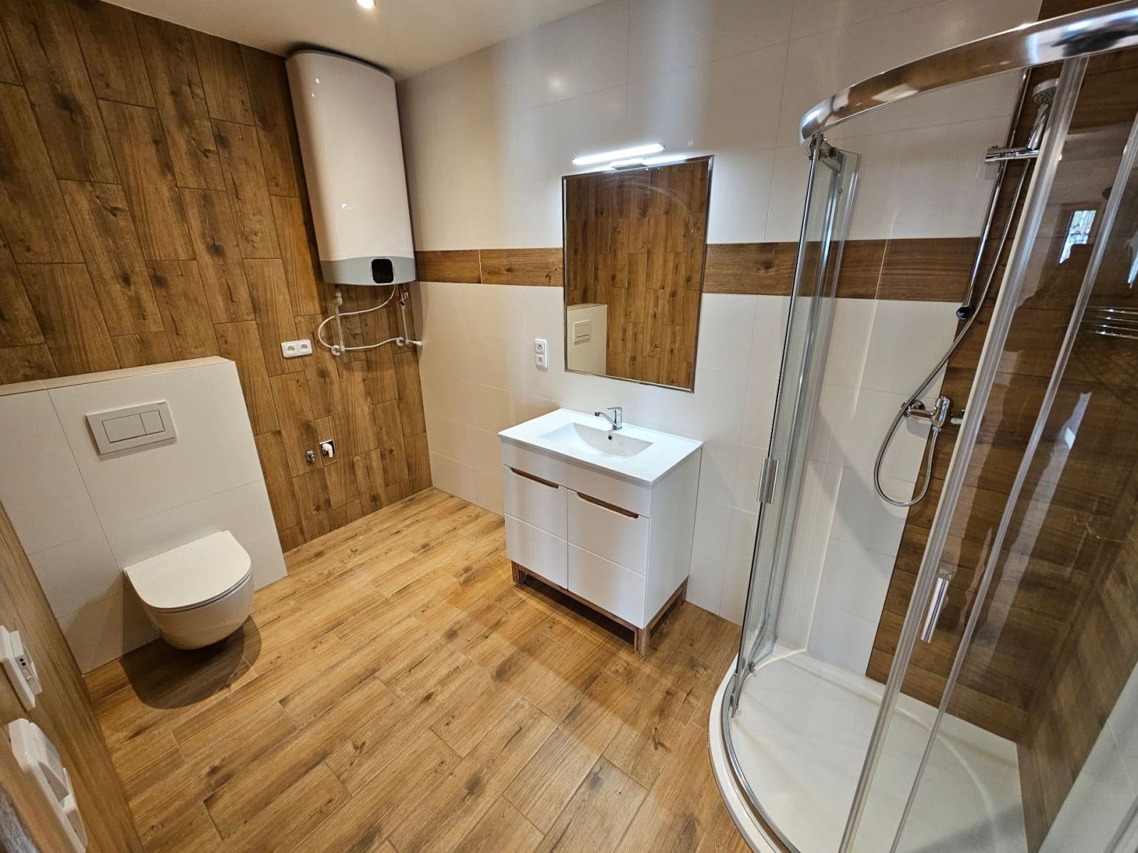 2 bedroom with open-plan kitchen flat to rent, 73 m², Pod Borným, Doksy, Liberecký Region 2 bedroom with open-plan kitchen flat to rent, 73 m², Pod Borným, Doksy, Liberecký Region