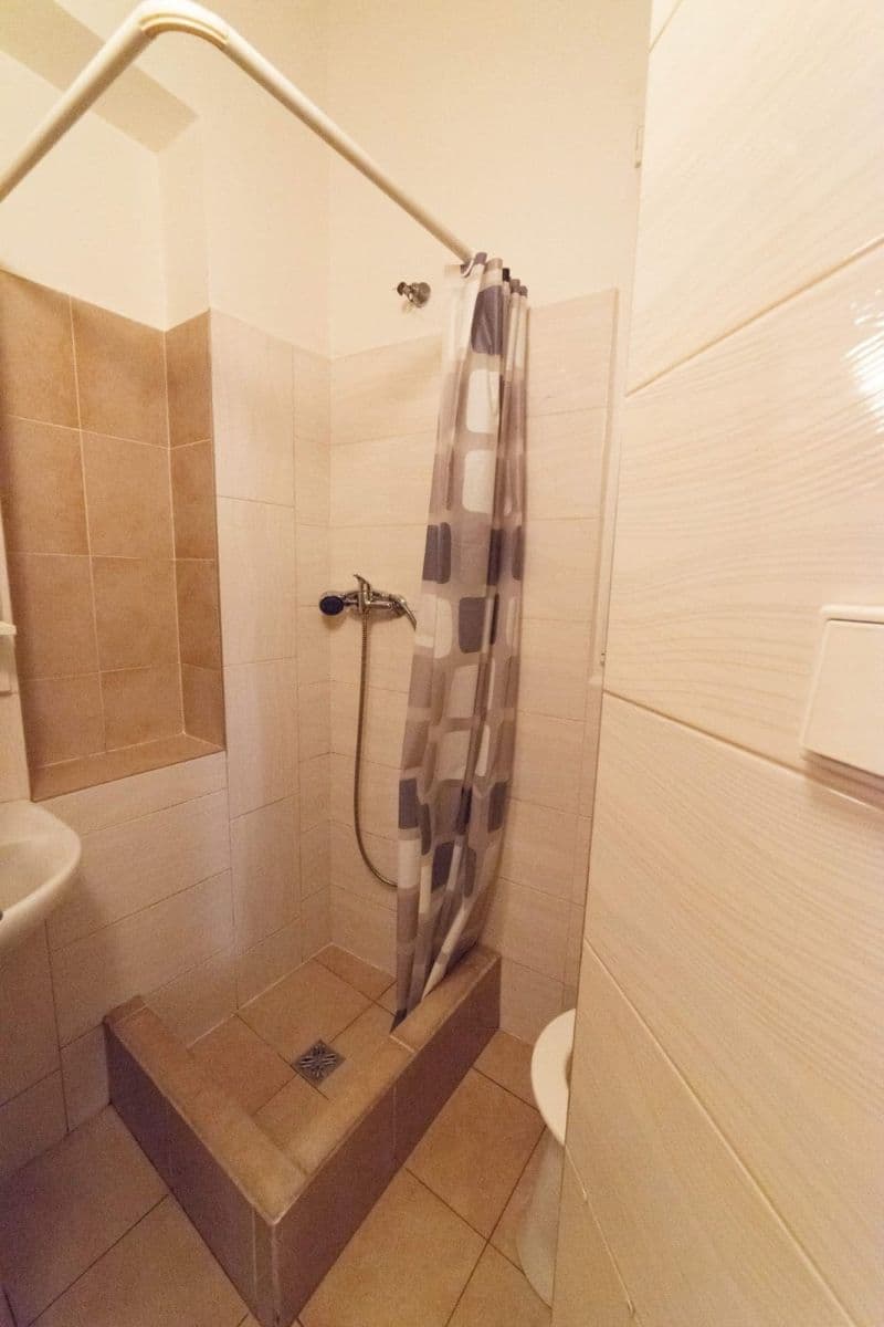 Studio flat to rent, 27 m², Hartigova, Prague, Prague Studio flat to rent, 27 m², Hartigova, Prague, Prague
