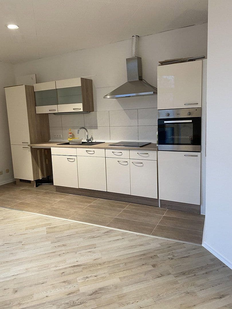 3 bedroom flat to rent, 89 m², Ernst Thälmann Str. 39, Heidenau, Saxony 3 bedroom flat to rent, 89 m², Ernst Thälmann Str. 39, Heidenau, Saxony