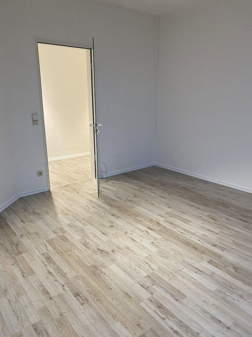 3 bedroom flat to rent, 89 m², Ernst Thälmann Str. 39, Heidenau, Saxony 3 bedroom flat to rent, 89 m², Ernst Thälmann Str. 39, Heidenau, Saxony
