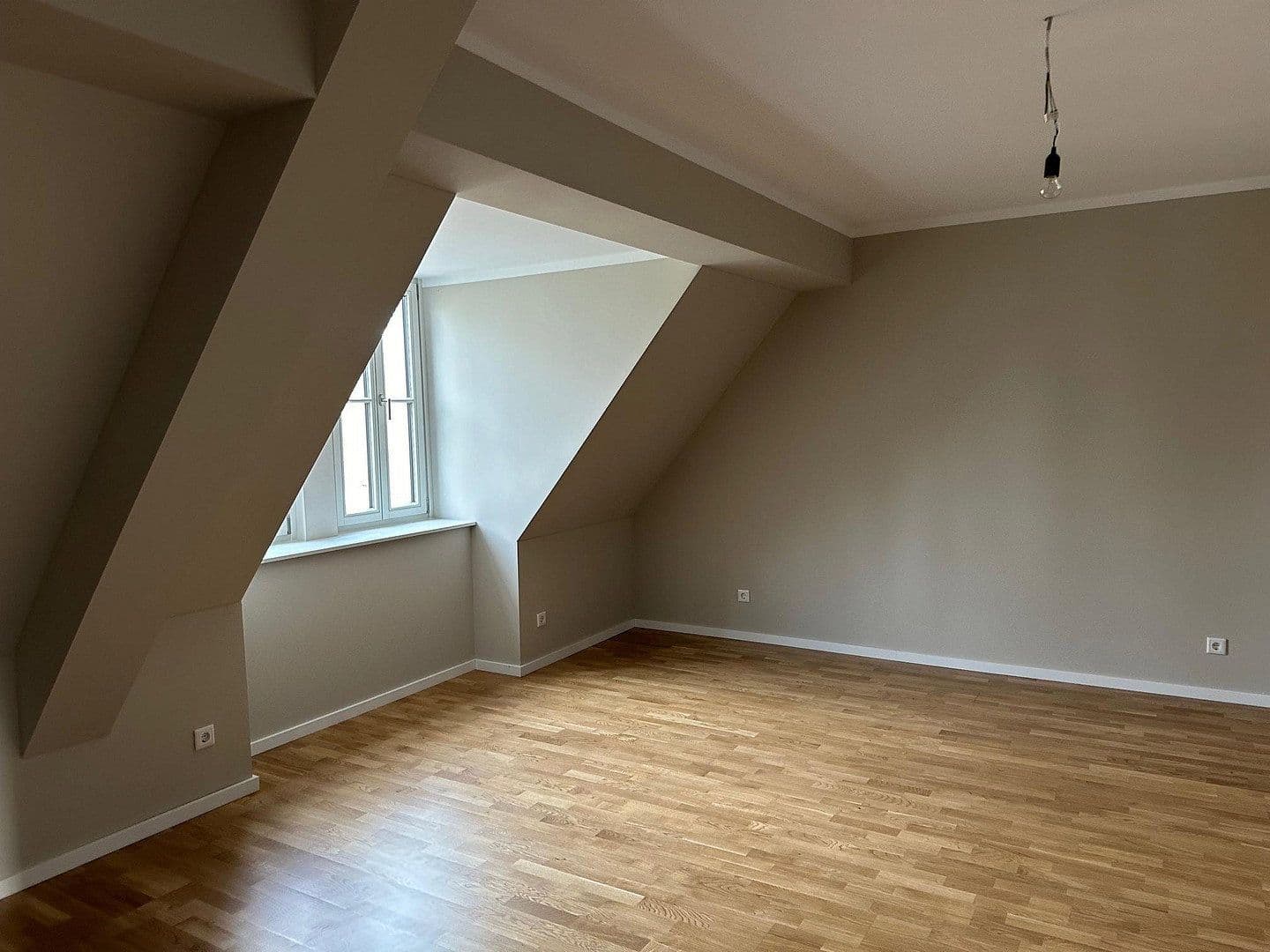house to rent, 112 m², Fährstraße 9, Reihenhaus 1 -, Bad Dürrenberg, Saxony-Anhalt house to rent, 112 m², Fährstraße 9, Reihenhaus 1 -, Bad Dürrenberg, Saxony-Anhalt