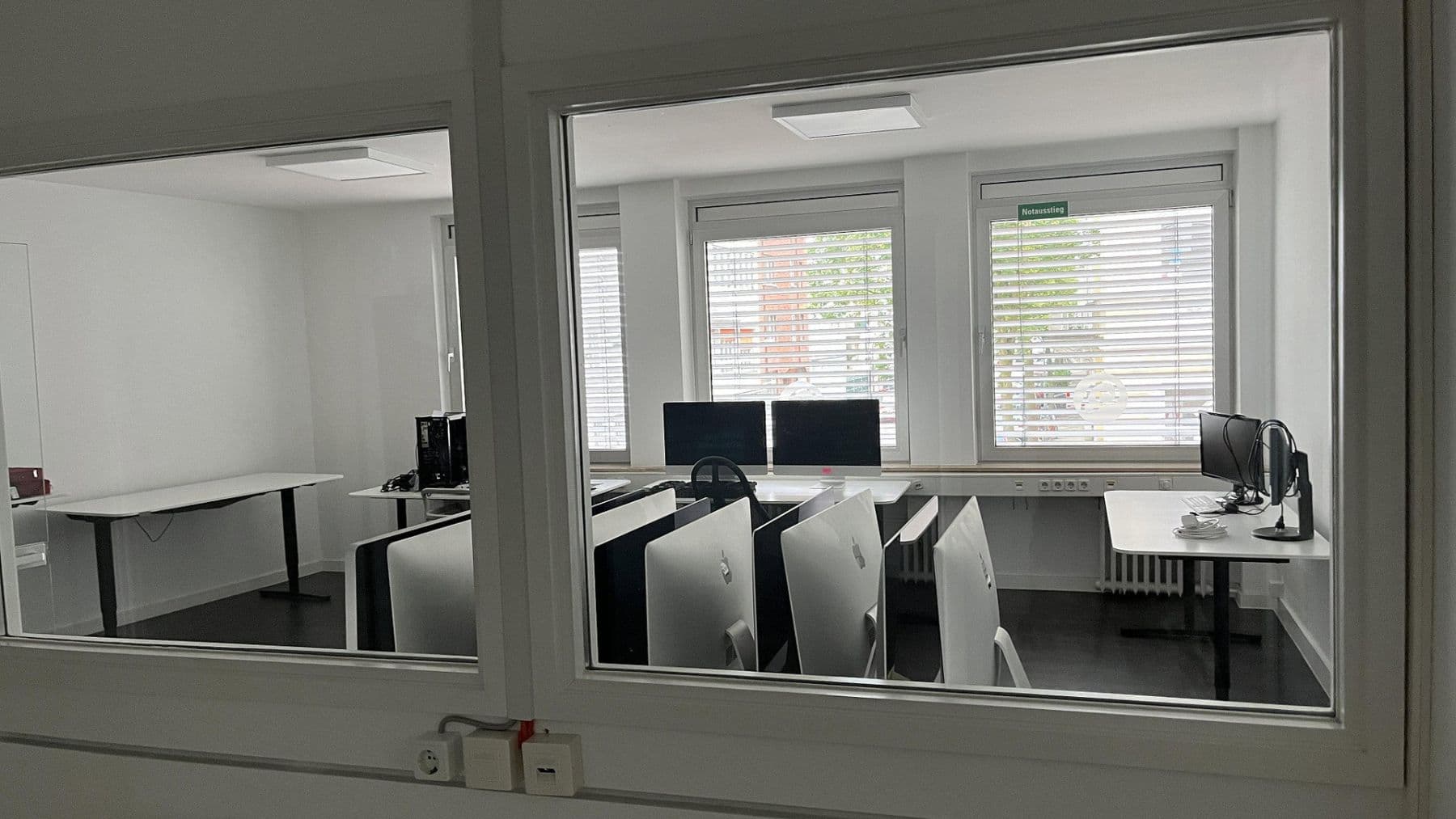 office to rent, 52 m², Rosenstraße 10, Düsseldorf, North Rhine-Westphalia office to rent, 52 m², Rosenstraße 10, Düsseldorf, North Rhine-Westphalia