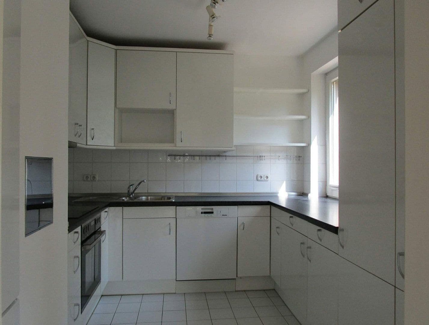 4 bedroom flat to rent, 148 m², Berlin, Berlin 4 bedroom flat to rent, 148 m², Berlin, Berlin