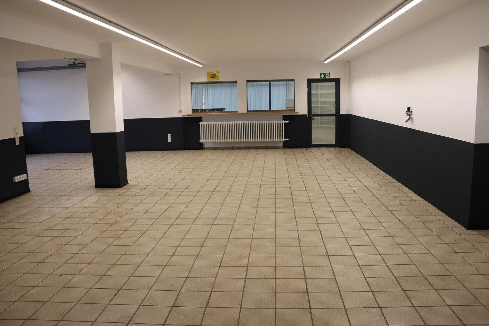 non-residential property to rent, 2,910 m², Eickelstraße 2, Arnsberg, North Rhine-Westphalia non-residential property to rent, 2,910 m², Eickelstraße 2, Arnsberg, North Rhine-Westphalia