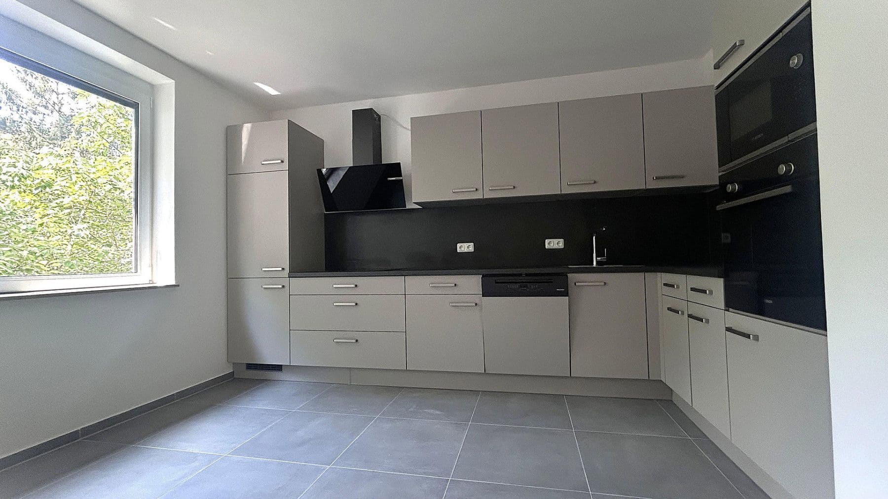 1 bedroom with open-plan kitchen flat to rent, 89 m², Ellingerweg 98, München, Bavaria 1 bedroom with open-plan kitchen flat to rent, 89 m², Ellingerweg 98, München, Bavaria