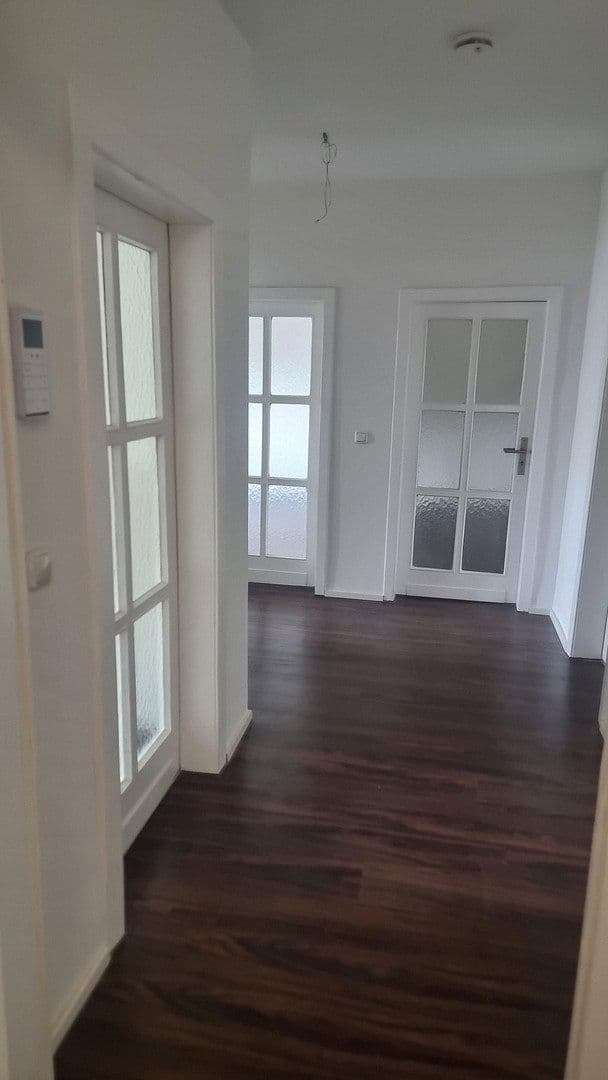 3 bedroom with open-plan kitchen flat to rent, 85 m², Holteistraße 74, Duisburg, North Rhine-Westphalia 3 bedroom with open-plan kitchen flat to rent, 85 m², Holteistraße 74, Duisburg, North Rhine-Westphalia