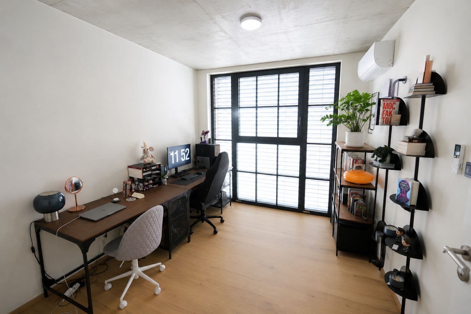 2 bedroom with open-plan kitchen flat to rent, 73 m², Kolbenova, Prague, Prague 2 bedroom with open-plan kitchen flat to rent, 73 m², Kolbenova, Prague, Prague