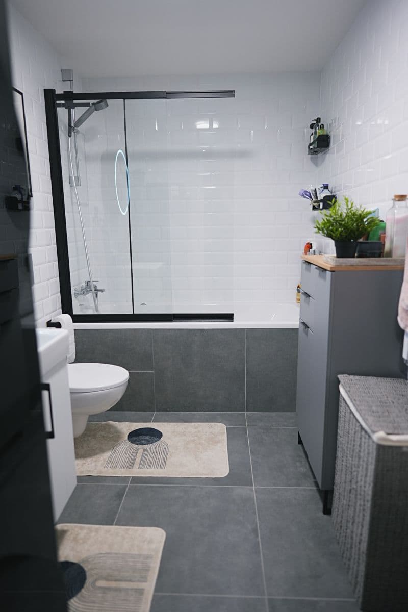 2 bedroom with open-plan kitchen flat to rent, 73 m², Kolbenova, Prague, Prague 2 bedroom with open-plan kitchen flat to rent, 73 m², Kolbenova, Prague, Prague