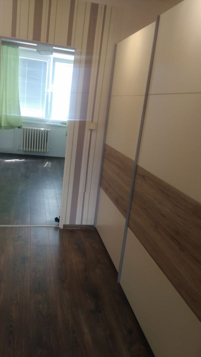 1 bedroom with open-plan kitchen flat to rent, 45 m², K Sídlišti, Libčice nad Vltavou, Středočeský Region 1 bedroom with open-plan kitchen flat to rent, 45 m², K Sídlišti, Libčice nad Vltavou, Středočeský Region