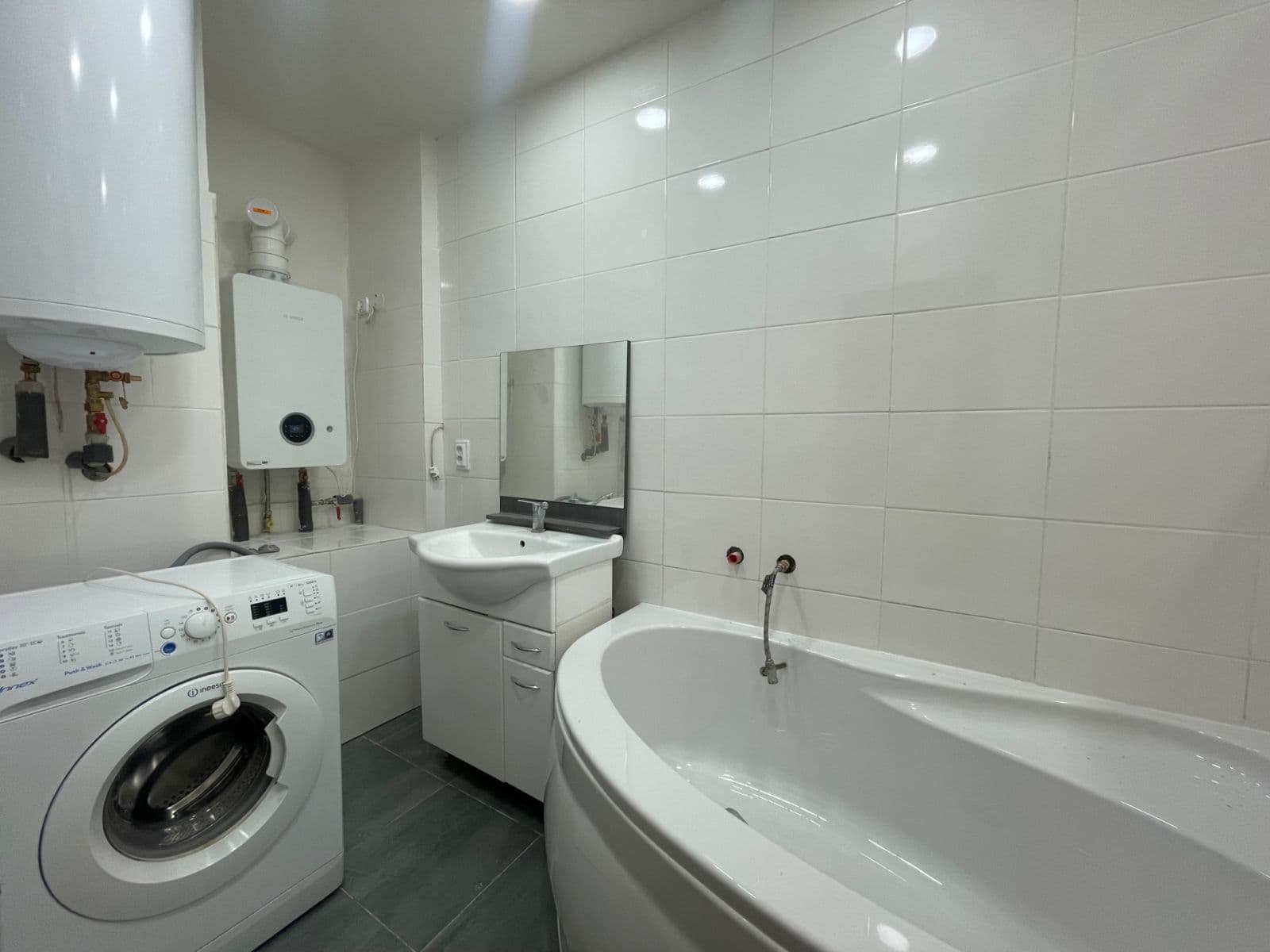 1 bedroom with open-plan kitchen flat to rent, 62 m², Sevastopolská, Prague, Prague 1 bedroom with open-plan kitchen flat to rent, 62 m², Sevastopolská, Prague, Prague