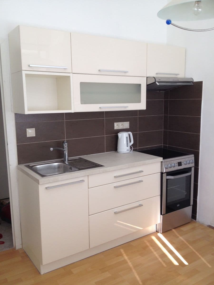 1 bedroom flat to rent, 39 m², Trenčianska, Ružinov, Bratislavský Region 1 bedroom flat to rent, 39 m², Trenčianska, Ružinov, Bratislavský Region