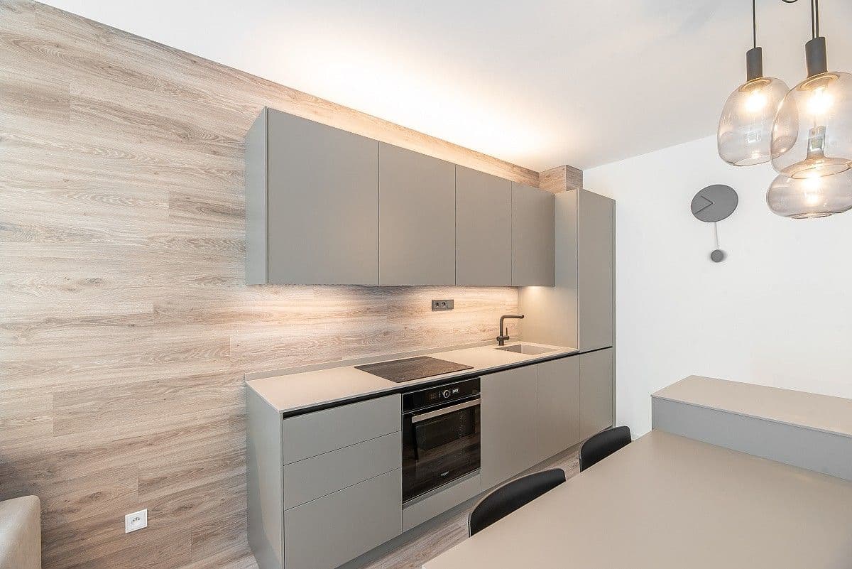 Studio flat to rent, 37 m², Staropramenná, Prague, Prague Studio flat to rent, 37 m², Staropramenná, Prague, Prague