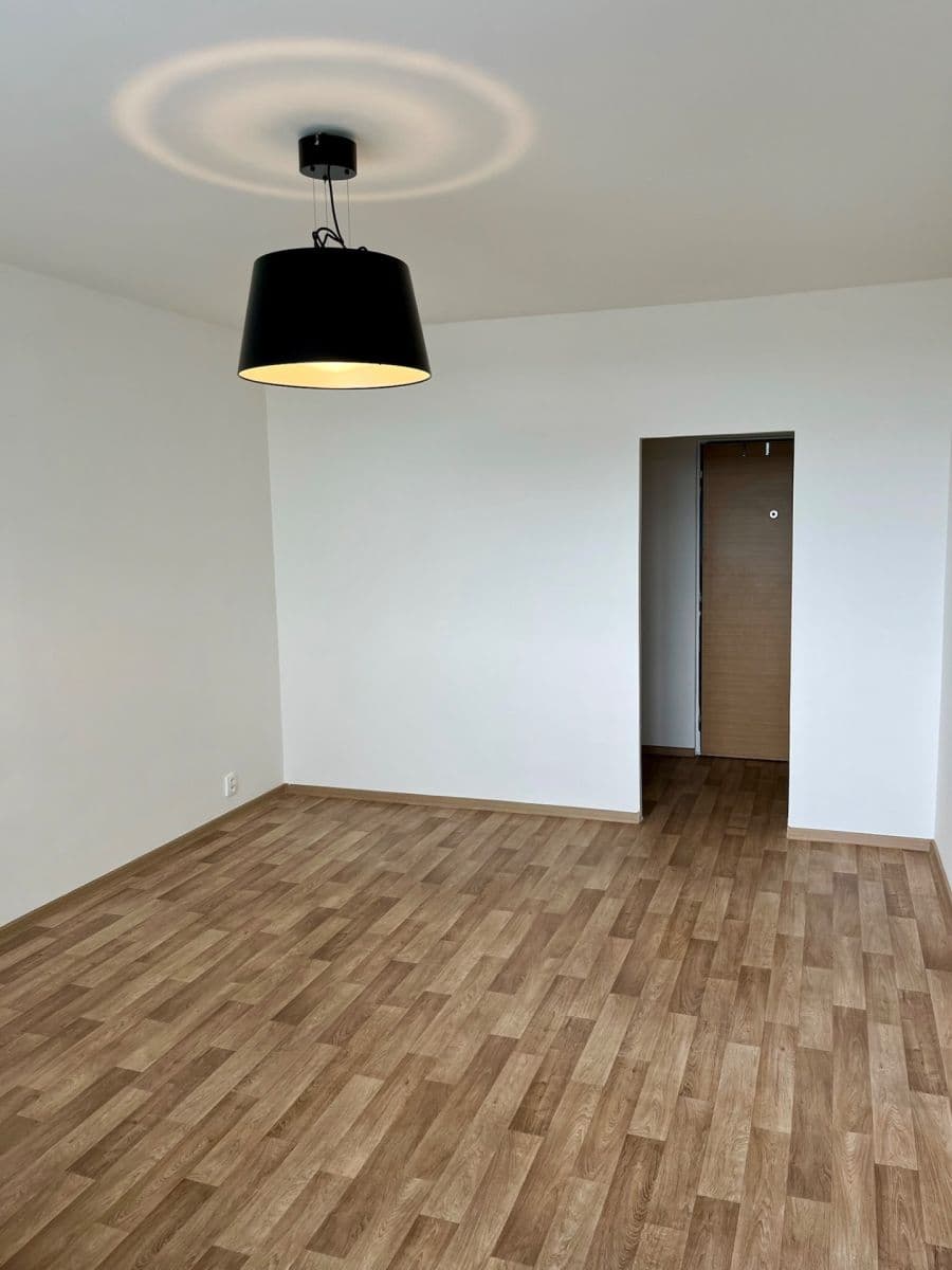 2 bedroom with open-plan kitchen flat to rent, 70 m², Hoření, Ústí nad Labem, Ústecký Region 2 bedroom with open-plan kitchen flat to rent, 70 m², Hoření, Ústí nad Labem, Ústecký Region