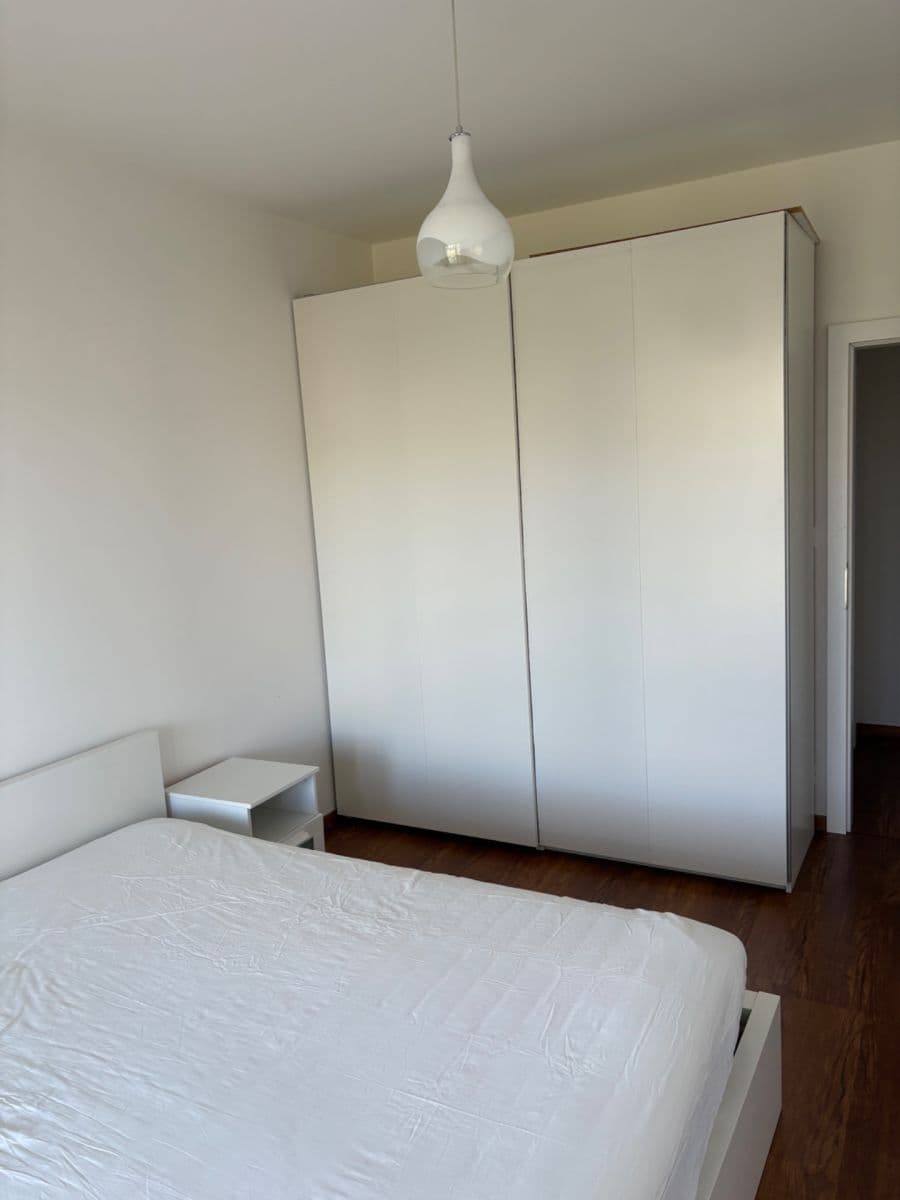 1 bedroom with open-plan kitchen flat to rent, 64 m², Nad Smetankou, Prague, Prague 1 bedroom with open-plan kitchen flat to rent, 64 m², Nad Smetankou, Prague, Prague