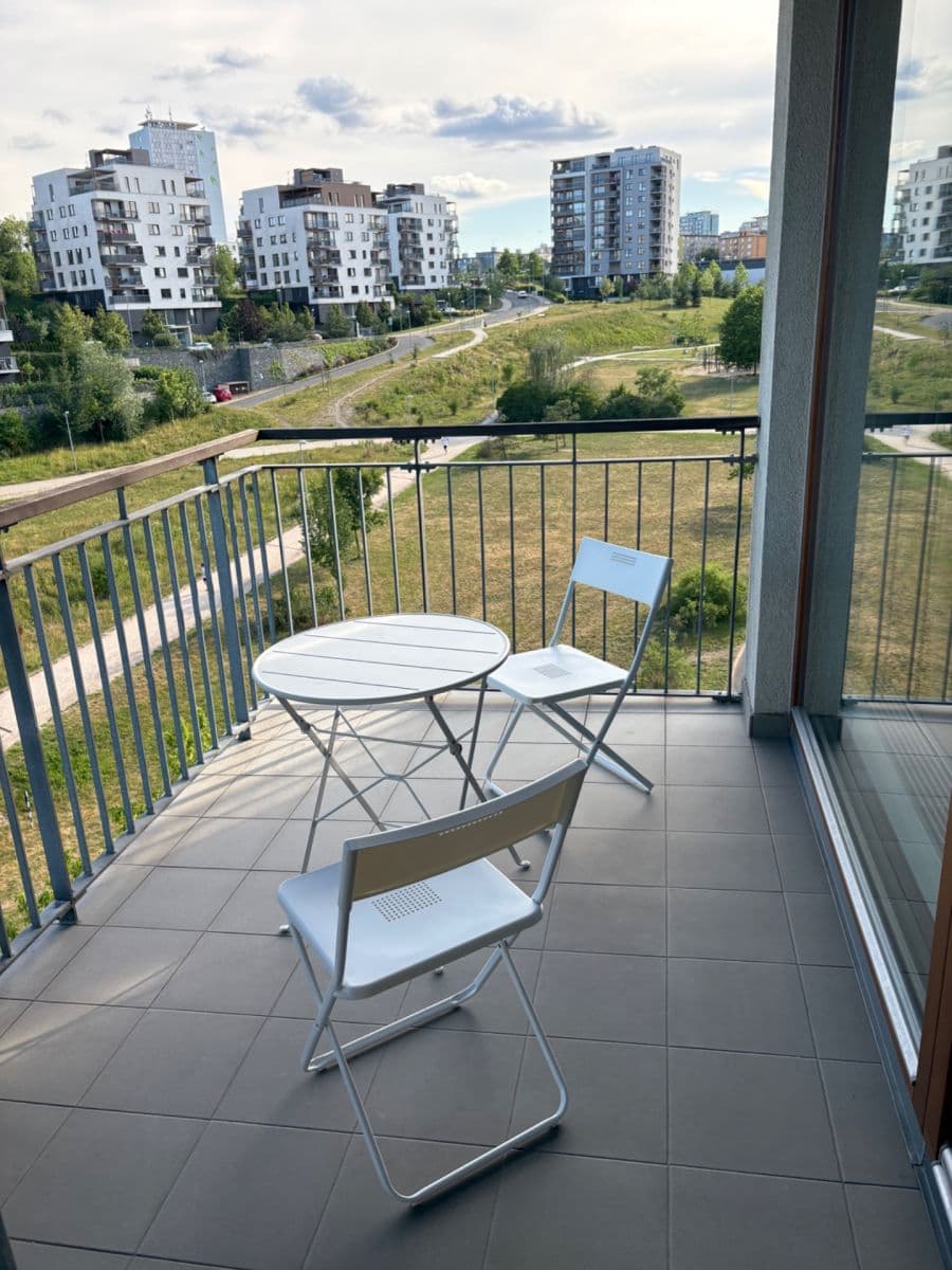 1 bedroom with open-plan kitchen flat to rent, 64 m², Nad Smetankou, Prague, Prague 1 bedroom with open-plan kitchen flat to rent, 64 m², Nad Smetankou, Prague, Prague