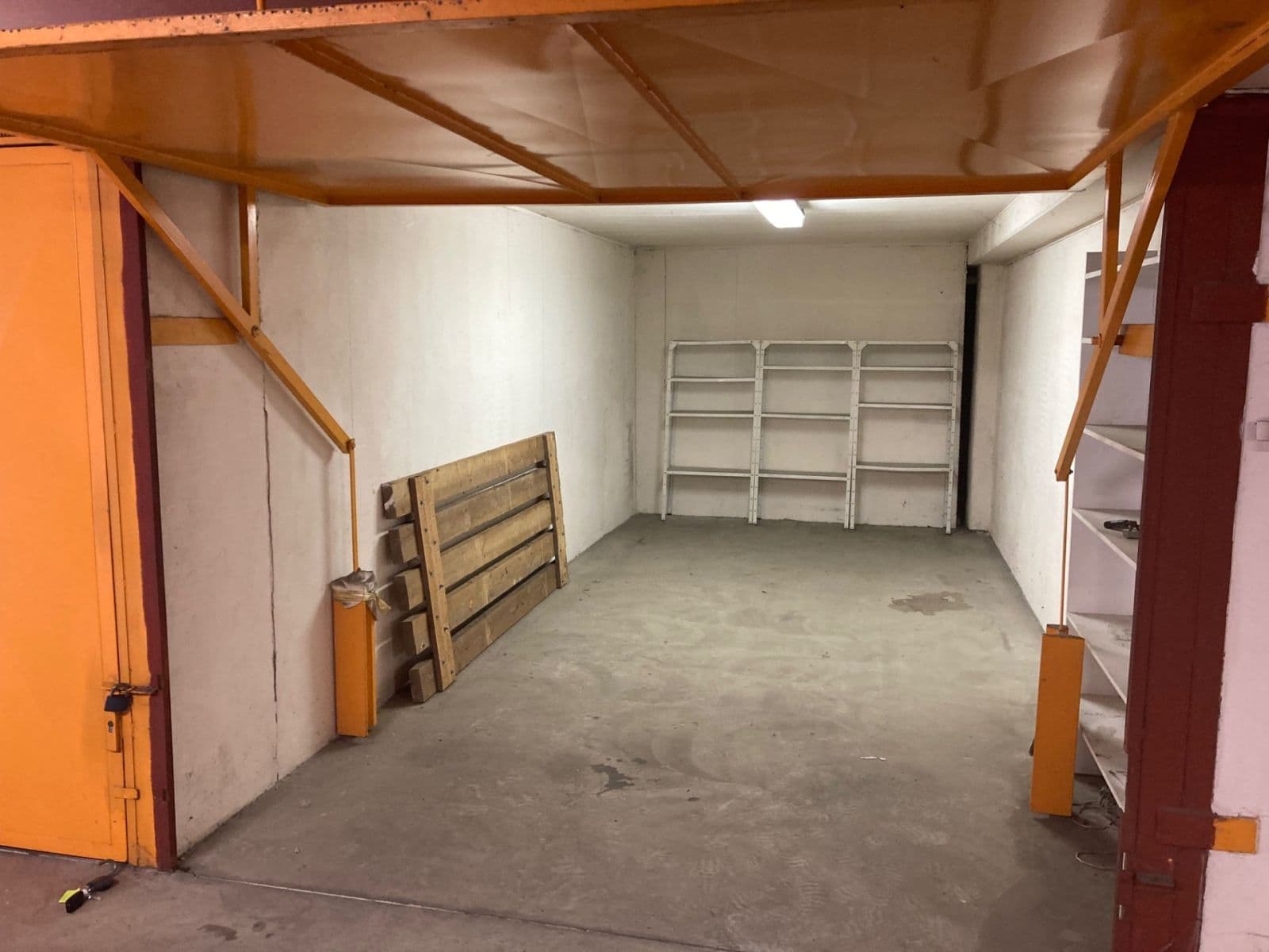 garage to rent, 20 m², Makovského, Prague, Prague garage to rent, 20 m², Makovského, Prague, Prague