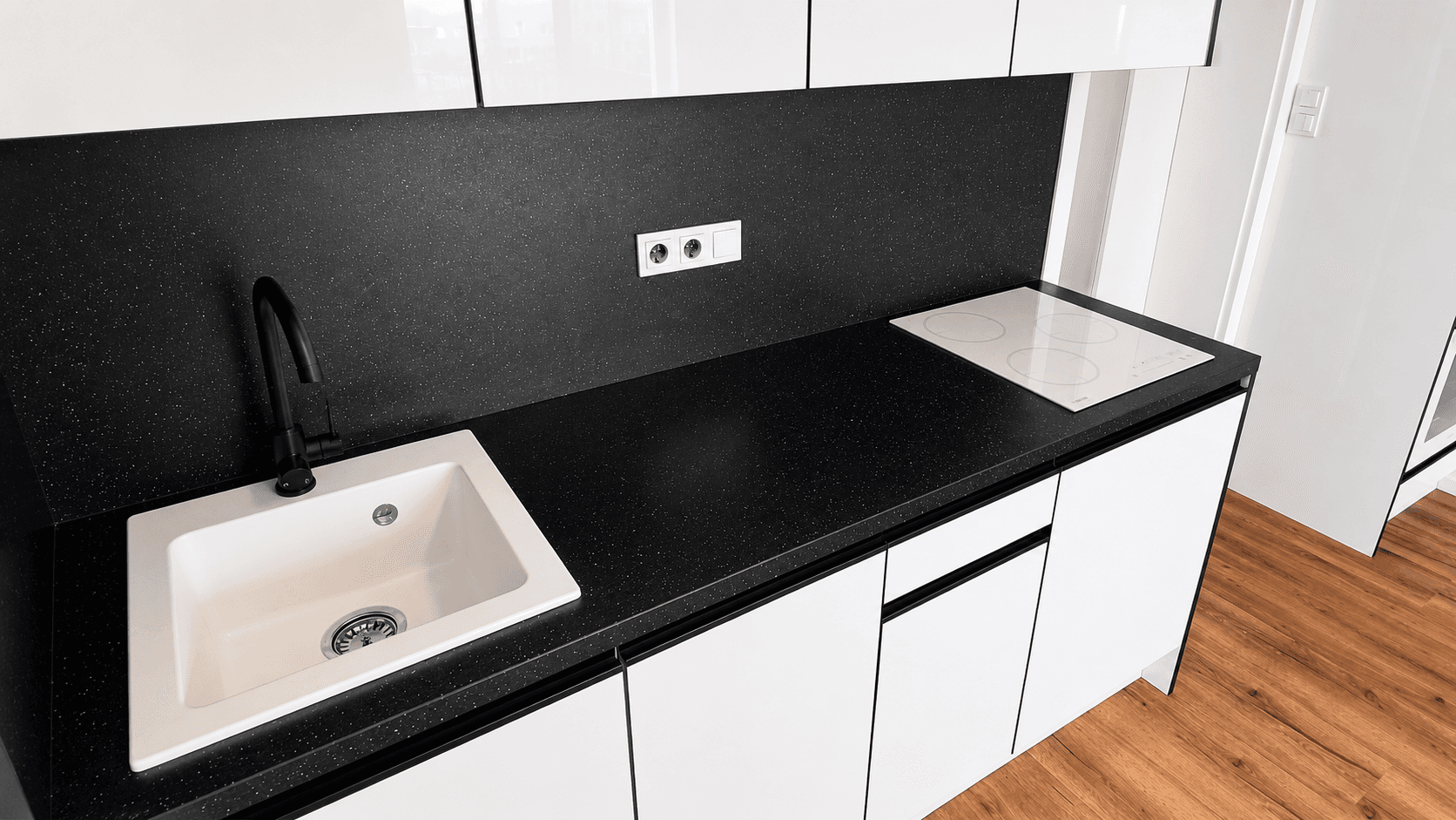 1 bedroom with open-plan kitchen flat to rent, 48 m², Kardašovská, Prague, Prague 1 bedroom with open-plan kitchen flat to rent, 48 m², Kardašovská, Prague, Prague