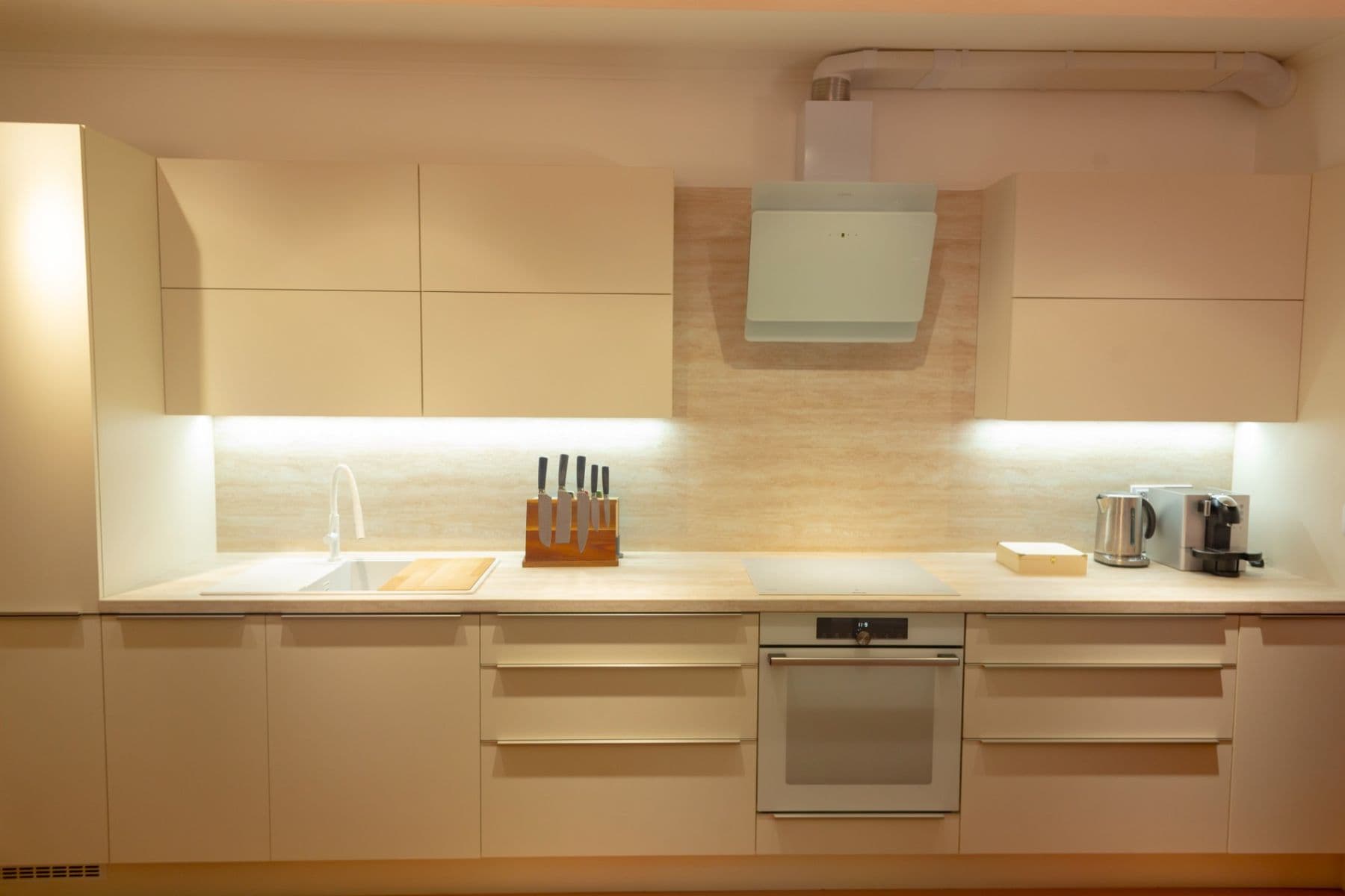 1 bedroom with open-plan kitchen flat to rent, 70 m², Nebušická, Prague, Prague 1 bedroom with open-plan kitchen flat to rent, 70 m², Nebušická, Prague, Prague