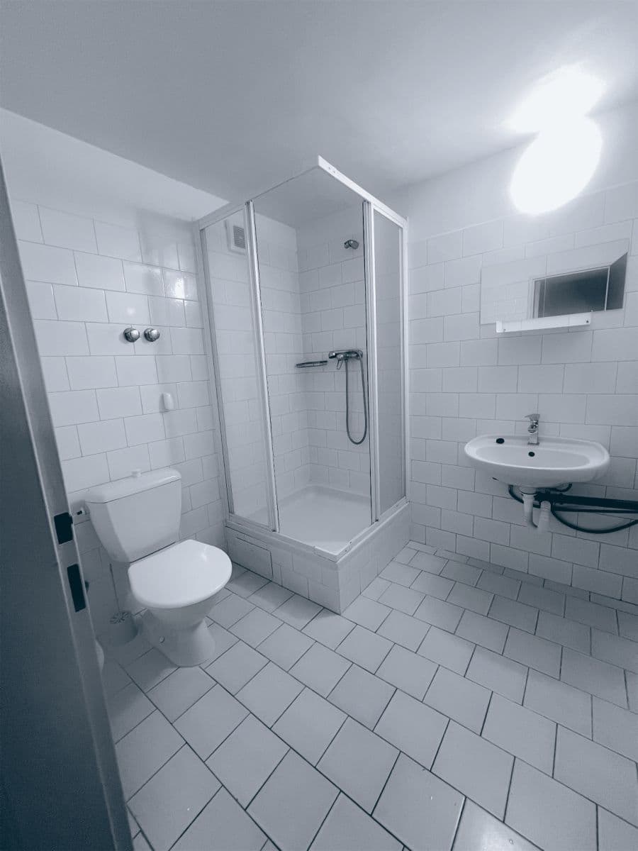 Studio flat to rent, 25 m², Bělohorská, Prague, Prague Studio flat to rent, 25 m², Bělohorská, Prague, Prague