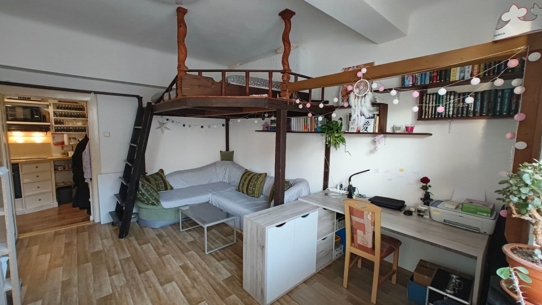 1 bedroom with open-plan kitchen flat to rent, 45 m², Biskupcova, Prague, Prague 1 bedroom with open-plan kitchen flat to rent, 45 m², Biskupcova, Prague, Prague