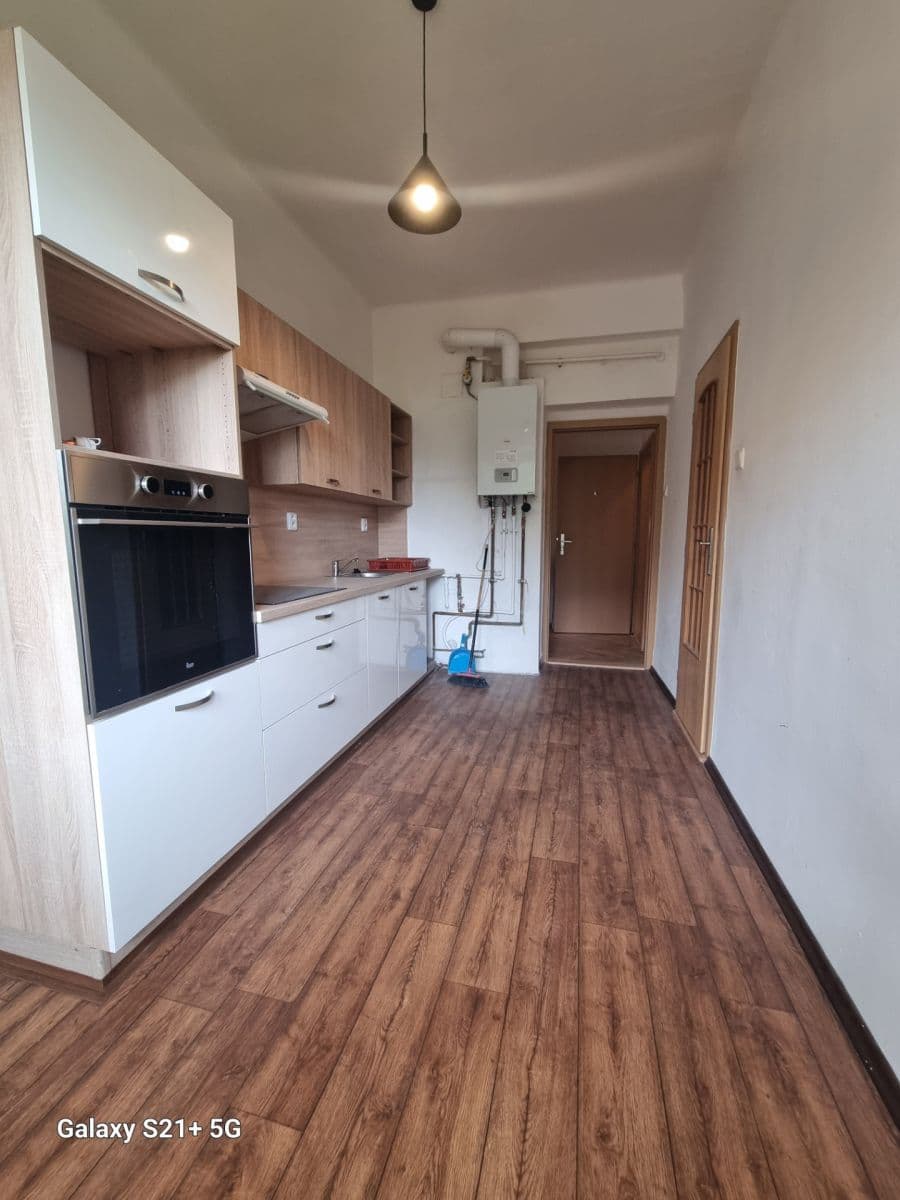2 bedroom flat to rent, 60 m², Josefa Hory, Teplice, Ústecký Region 2 bedroom flat to rent, 60 m², Josefa Hory, Teplice, Ústecký Region