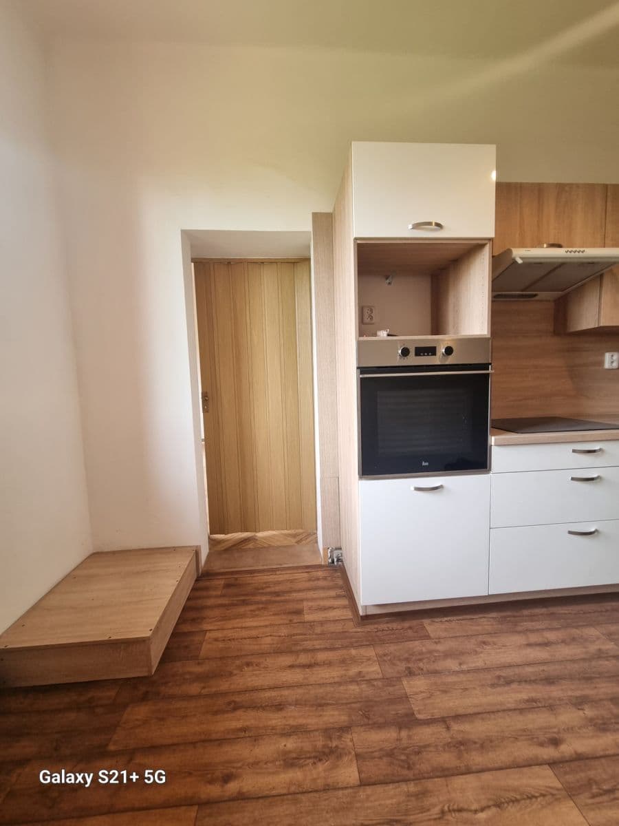 2 bedroom flat to rent, 60 m², Josefa Hory, Teplice, Ústecký Region 2 bedroom flat to rent, 60 m², Josefa Hory, Teplice, Ústecký Region