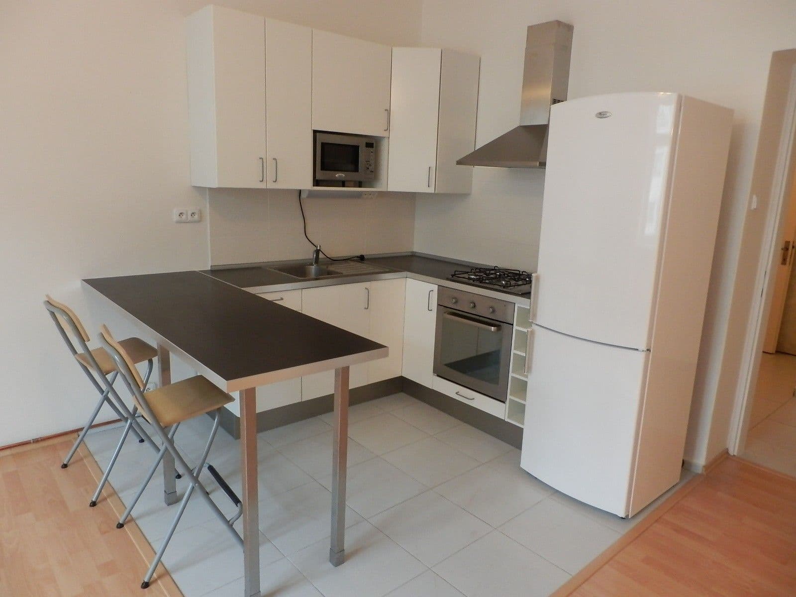 1 bedroom with open-plan kitchen flat to rent, 53 m², Na Pankráci, Prague, Prague 1 bedroom with open-plan kitchen flat to rent, 53 m², Na Pankráci, Prague, Prague
