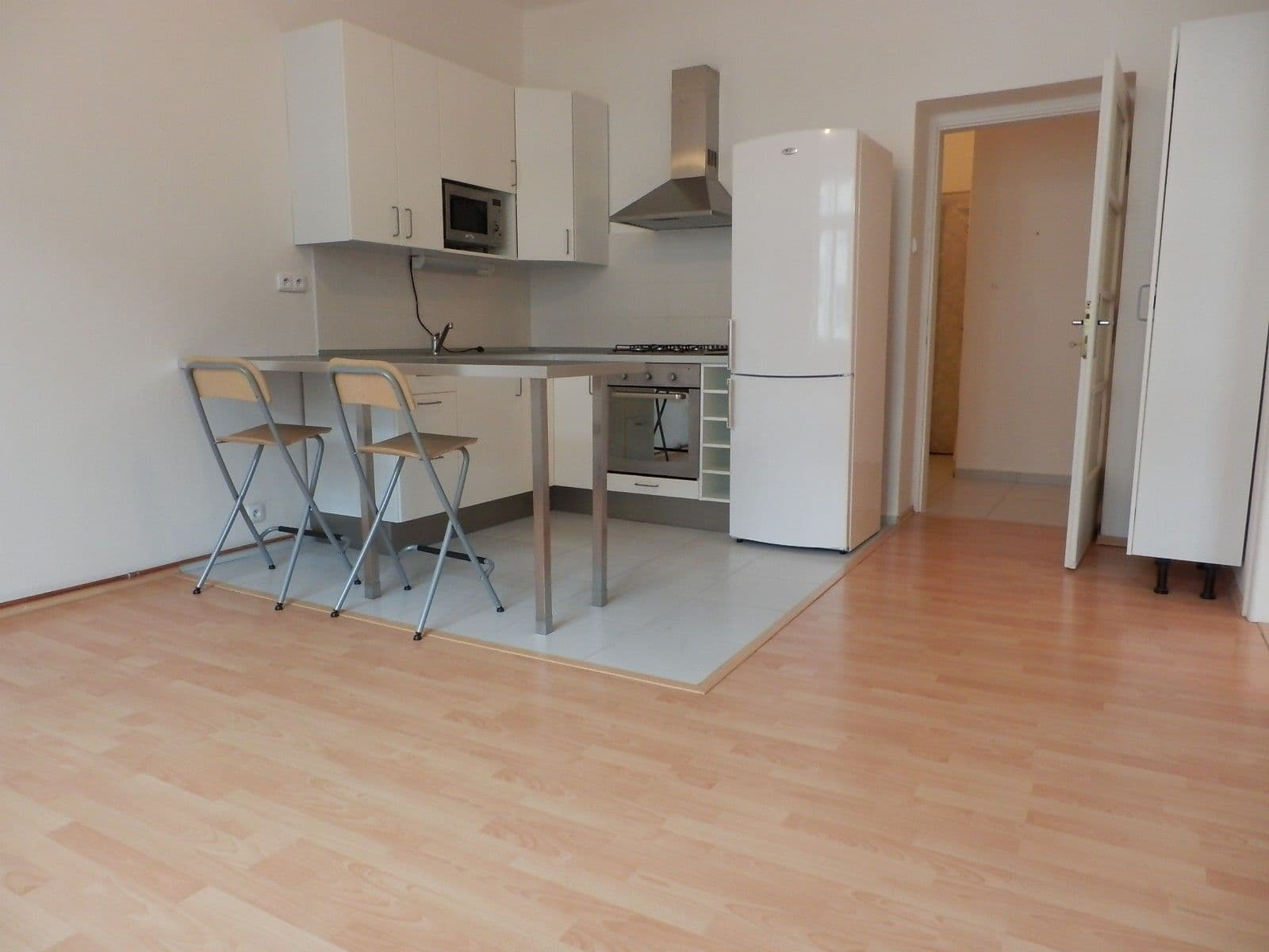 1 bedroom with open-plan kitchen flat to rent, 53 m², Na Pankráci, Prague, Prague 1 bedroom with open-plan kitchen flat to rent, 53 m², Na Pankráci, Prague, Prague