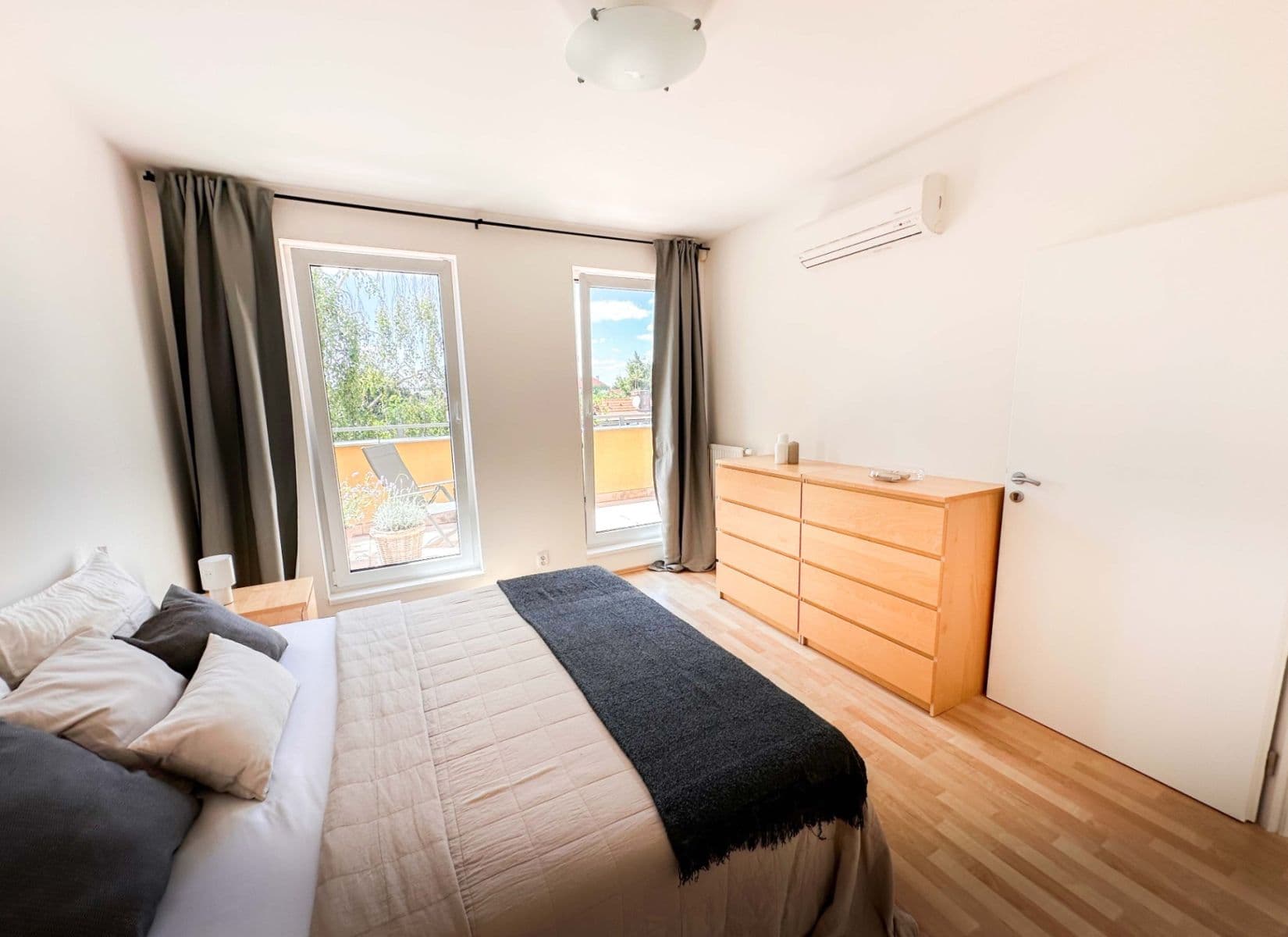 2 bedroom with open-plan kitchen flat for sale, 129 m², Rejchova, Prague, Prague 2 bedroom with open-plan kitchen flat for sale, 129 m², Rejchova, Prague, Prague