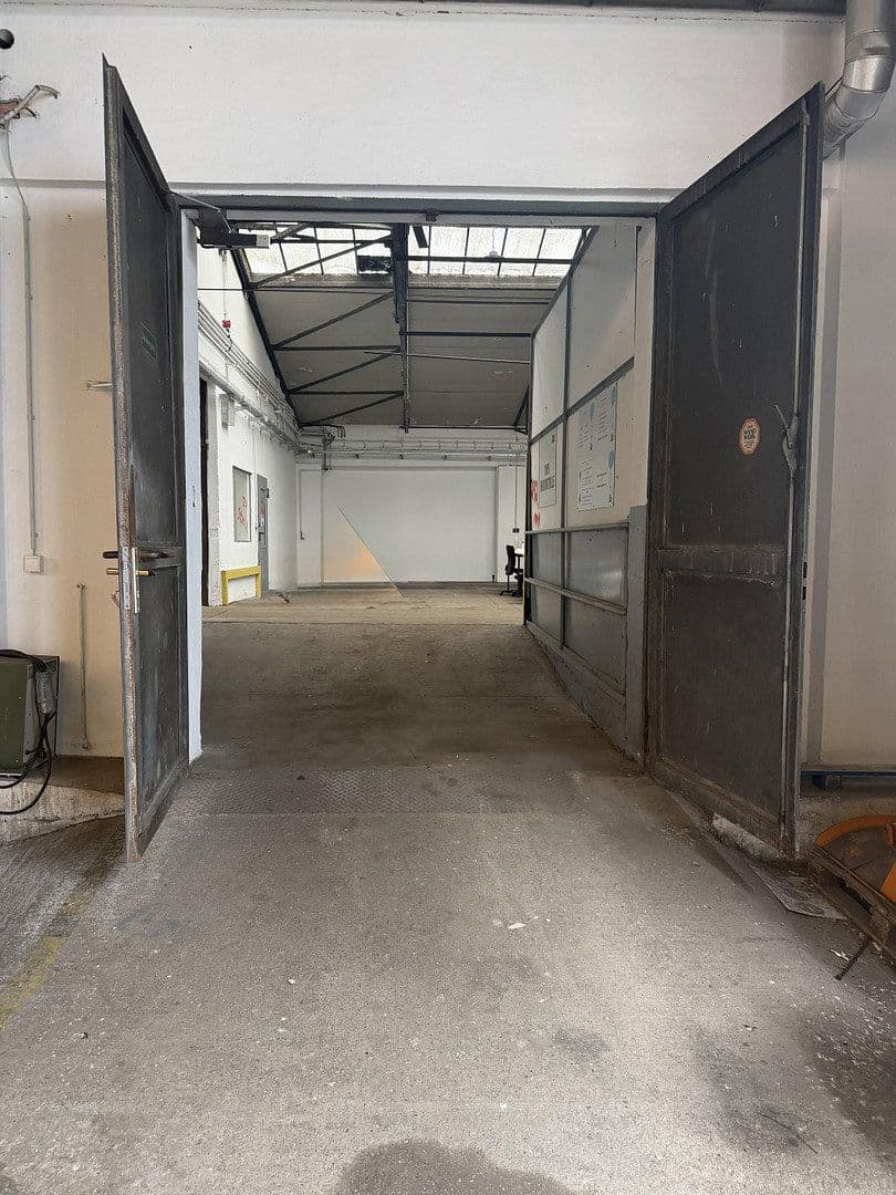 non-residential property to rent, 540 m², Posener Straße 35A, Lübeck, Schleswig-Holstein non-residential property to rent, 540 m², Posener Straße 35A, Lübeck, Schleswig-Holstein