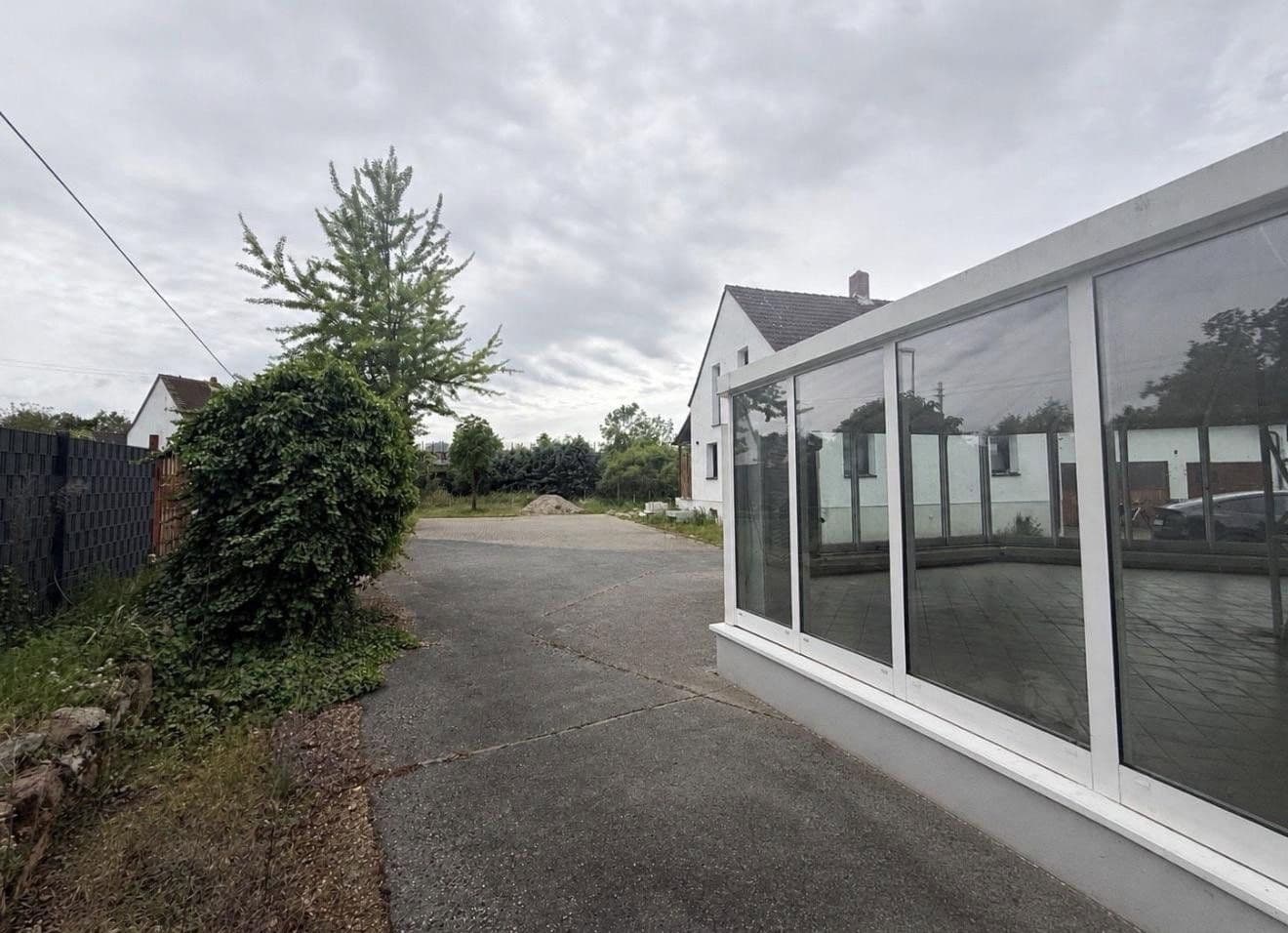 house for sale, 1,290 m², Ludwigshafen, Rhineland-Palatinate house for sale, 1,290 m², Ludwigshafen, Rhineland-Palatinate