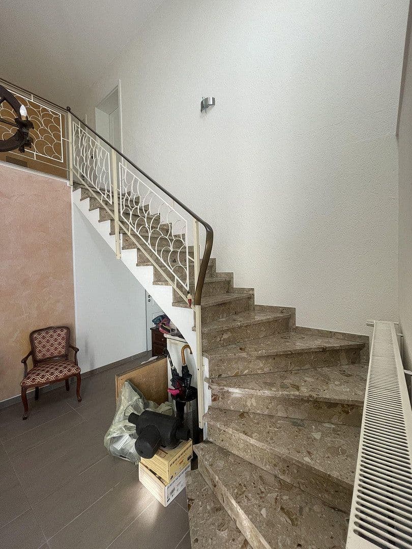 house for sale, 225 m², Trierweiler, Rhineland-Palatinate house for sale, 225 m², Trierweiler, Rhineland-Palatinate