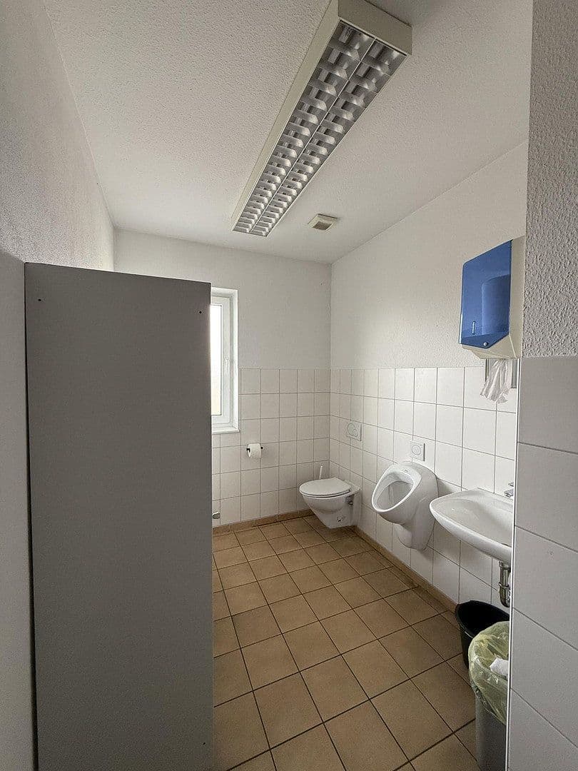 non-residential property for sale, 9,227 m², Lütersheimer Straße 2, Volkmarsen, Hesse non-residential property for sale, 9,227 m², Lütersheimer Straße 2, Volkmarsen, Hesse