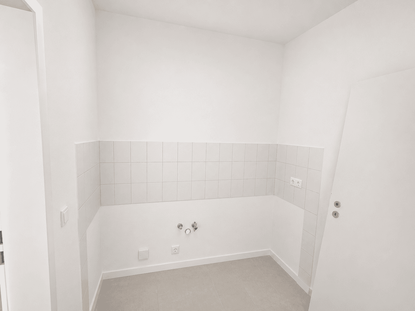 2 bedroom flat to rent, 38 m², Puschkinstraße 100, Eilenburg, Saxony 2 bedroom flat to rent, 38 m², Puschkinstraße 100, Eilenburg, Saxony