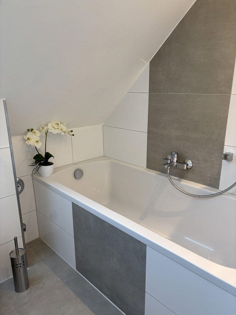 1 bedroom flat to rent, 24 m², Mühlenbroicher Weg 143, Düsseldorf, North Rhine-Westphalia 1 bedroom flat to rent, 24 m², Mühlenbroicher Weg 143, Düsseldorf, North Rhine-Westphalia