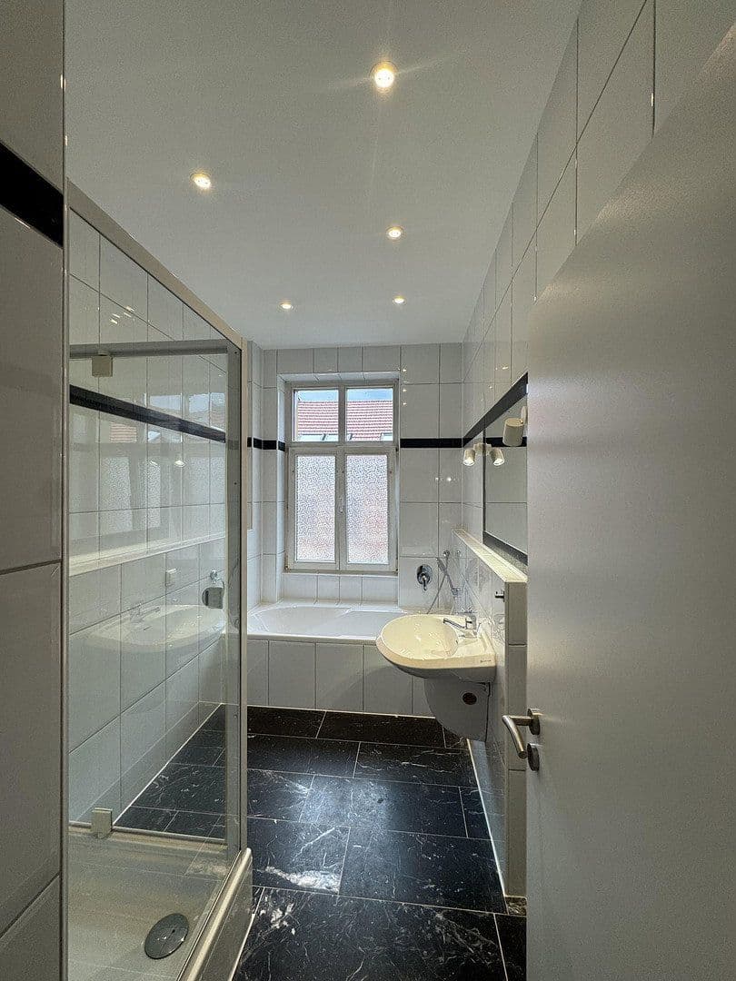 2 bedroom flat to rent, 70 m², Halle (Saale), Saxony-Anhalt 2 bedroom flat to rent, 70 m², Halle (Saale), Saxony-Anhalt