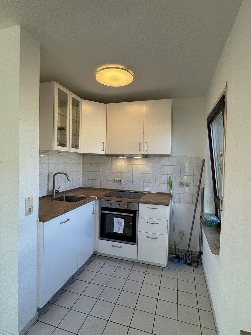 1 bedroom with open-plan kitchen flat to rent, 53 m², Brunnenstraße 31, Böblingen, Baden-Württemberg 1 bedroom with open-plan kitchen flat to rent, 53 m², Brunnenstraße 31, Böblingen, Baden-Württemberg