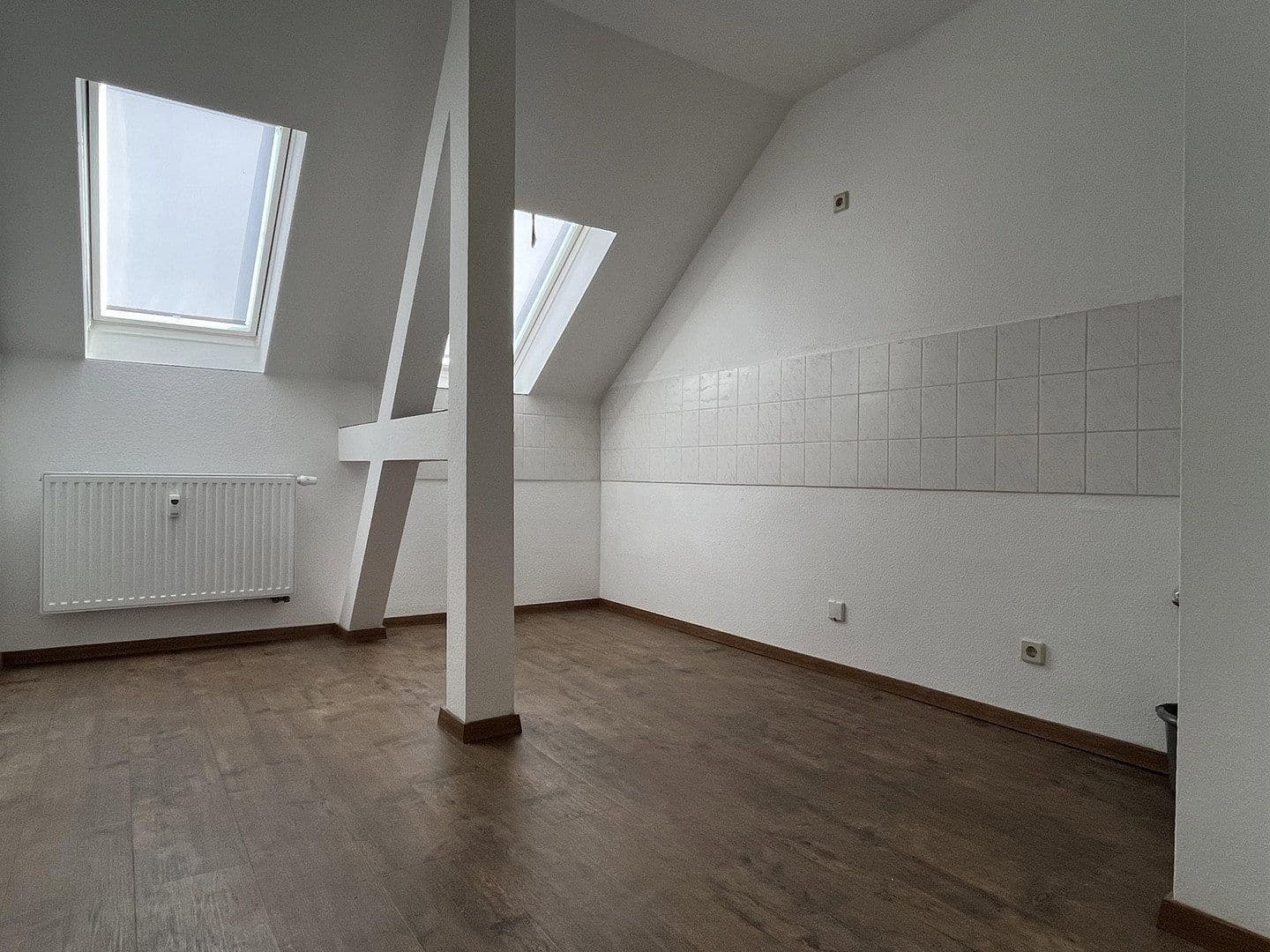 4 bedroom flat to rent, 95 m², Casparistraße 4, Chemnitz, Saxony 4 bedroom flat to rent, 95 m², Casparistraße 4, Chemnitz, Saxony