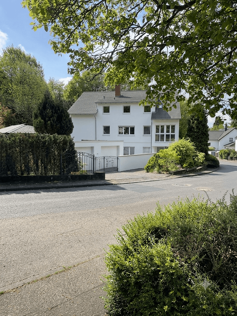 4 bedroom flat for sale, 104 m², Bergisch Gladbach, North Rhine-Westphalia 4 bedroom flat for sale, 104 m², Bergisch Gladbach, North Rhine-Westphalia